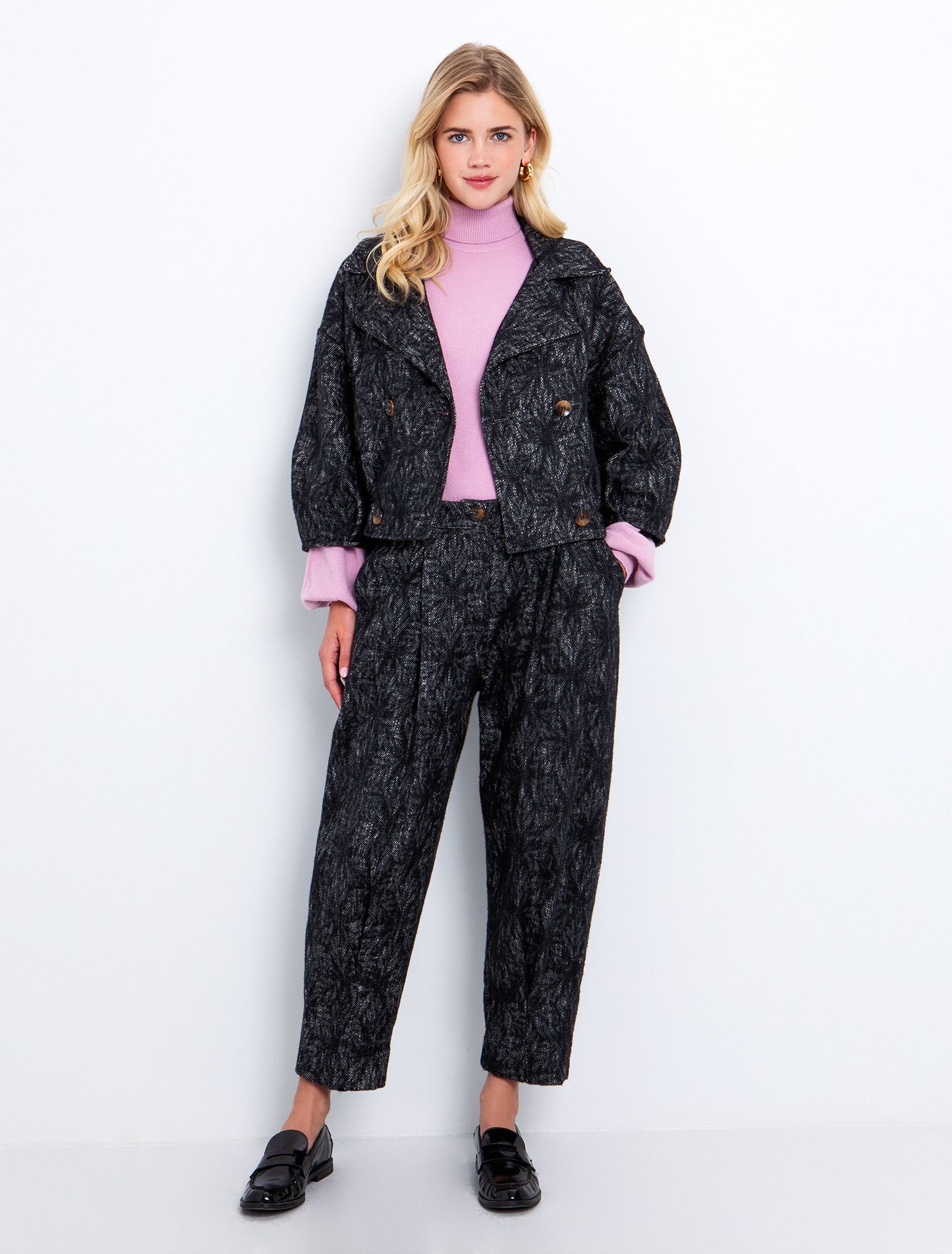 Εμπριμέ τζάκετ σταυρωτό