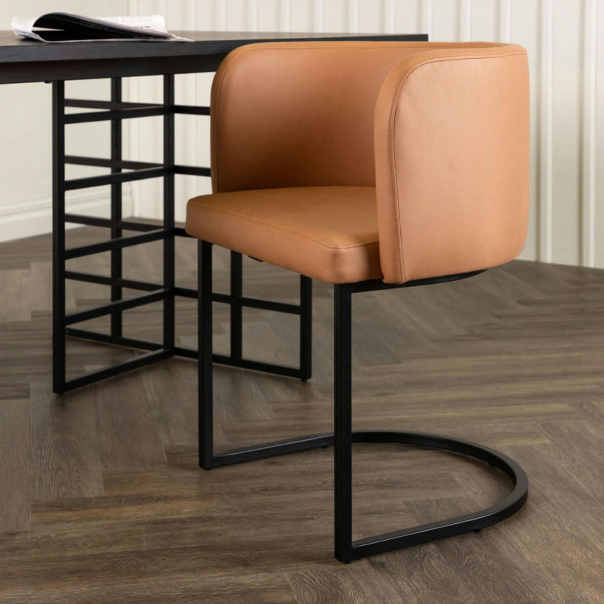 CORENTINE - Lot de 2 chaises contemporaines en simili beige