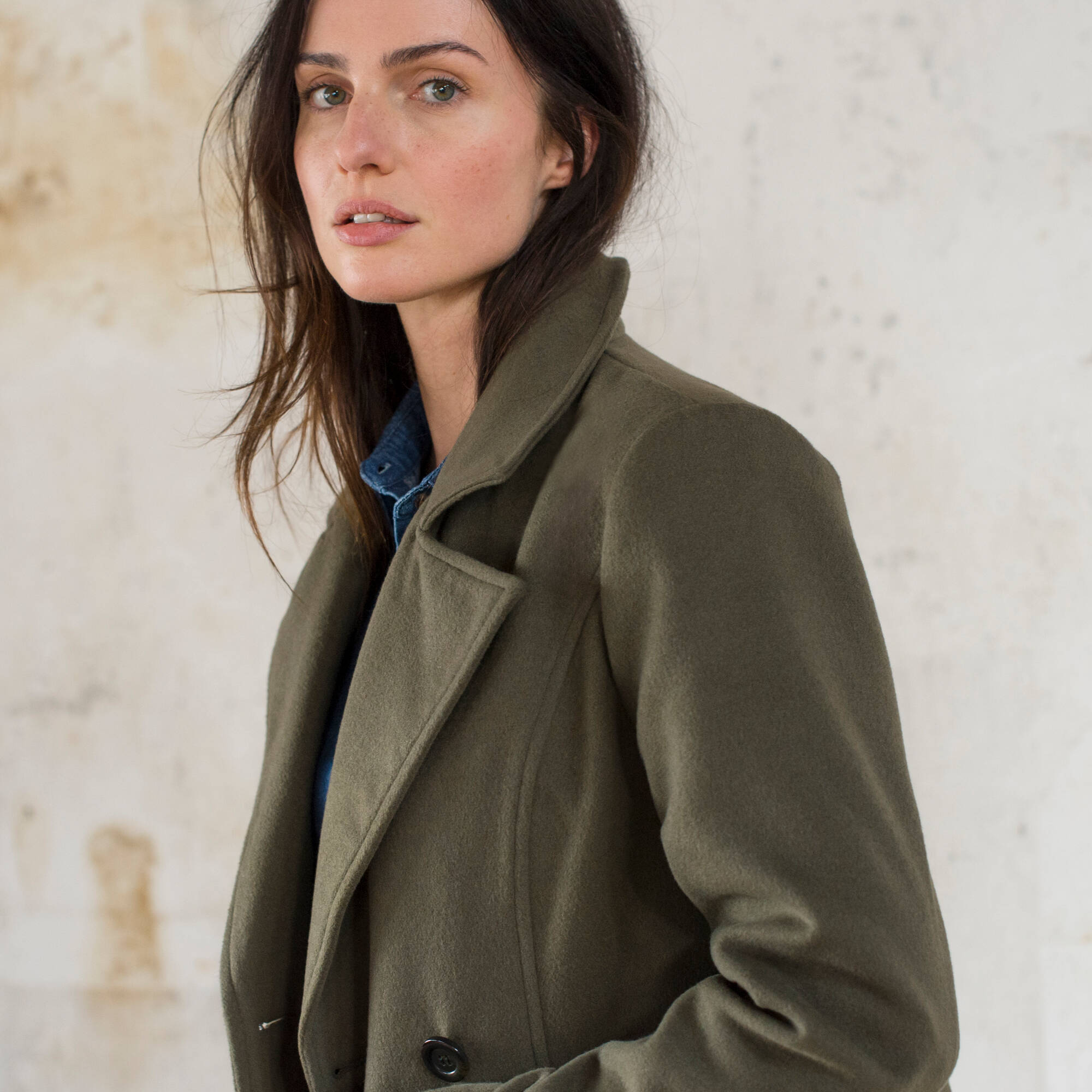 Manteau caban boutonné uni
