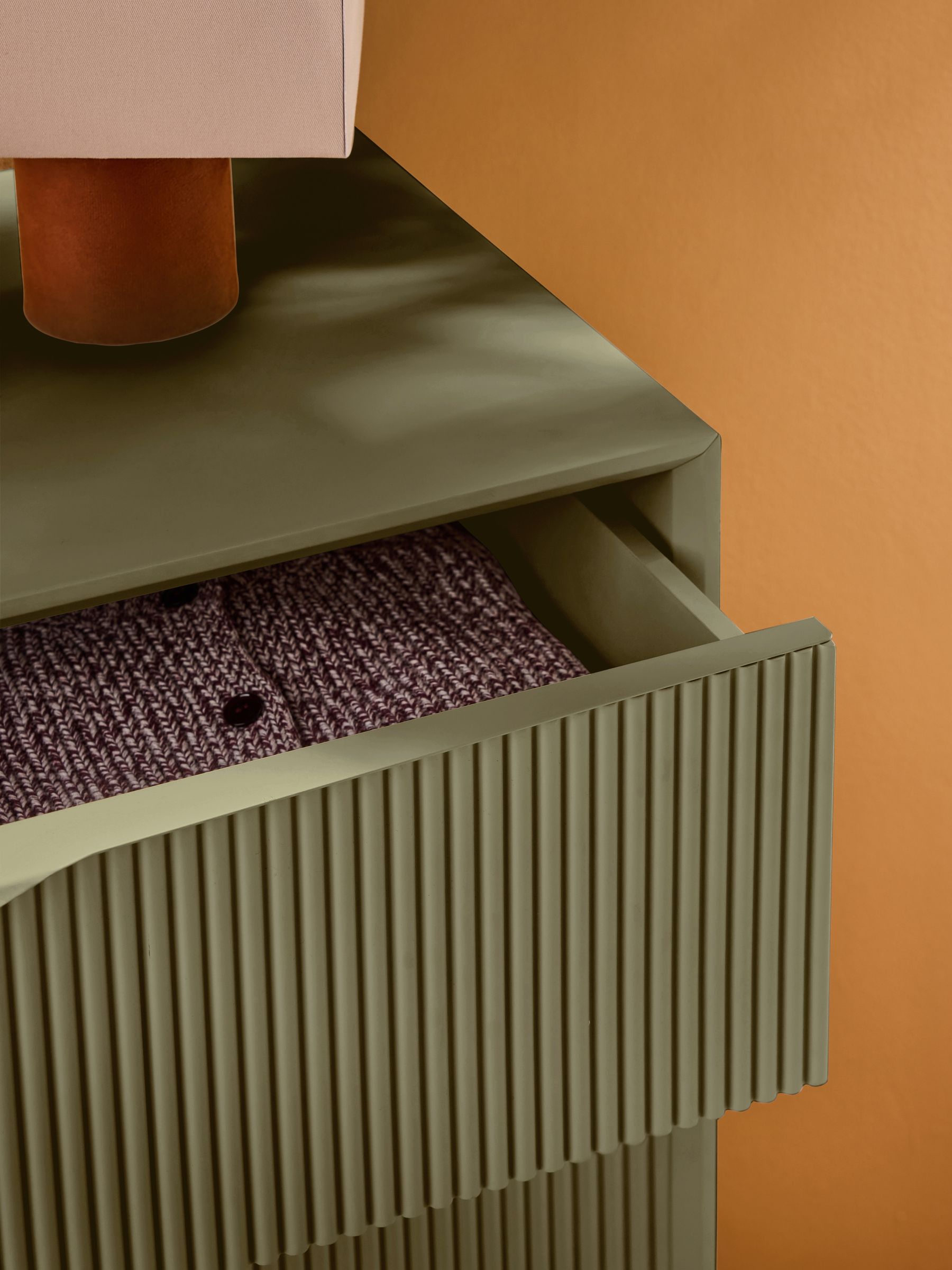 Elian 4 Drawer Painted Chest in Green