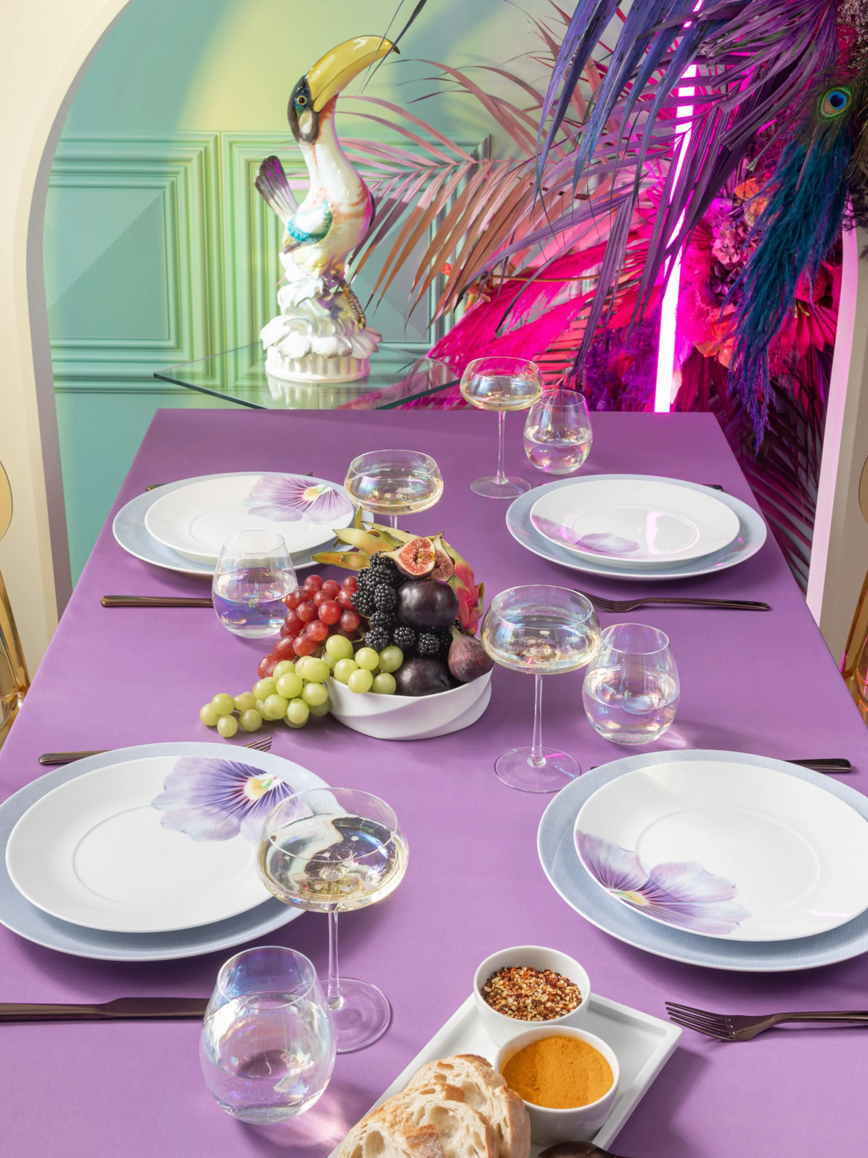 Handgefertigte Speiseteller Cosmopolitan aus Porzellan, 2er-Set