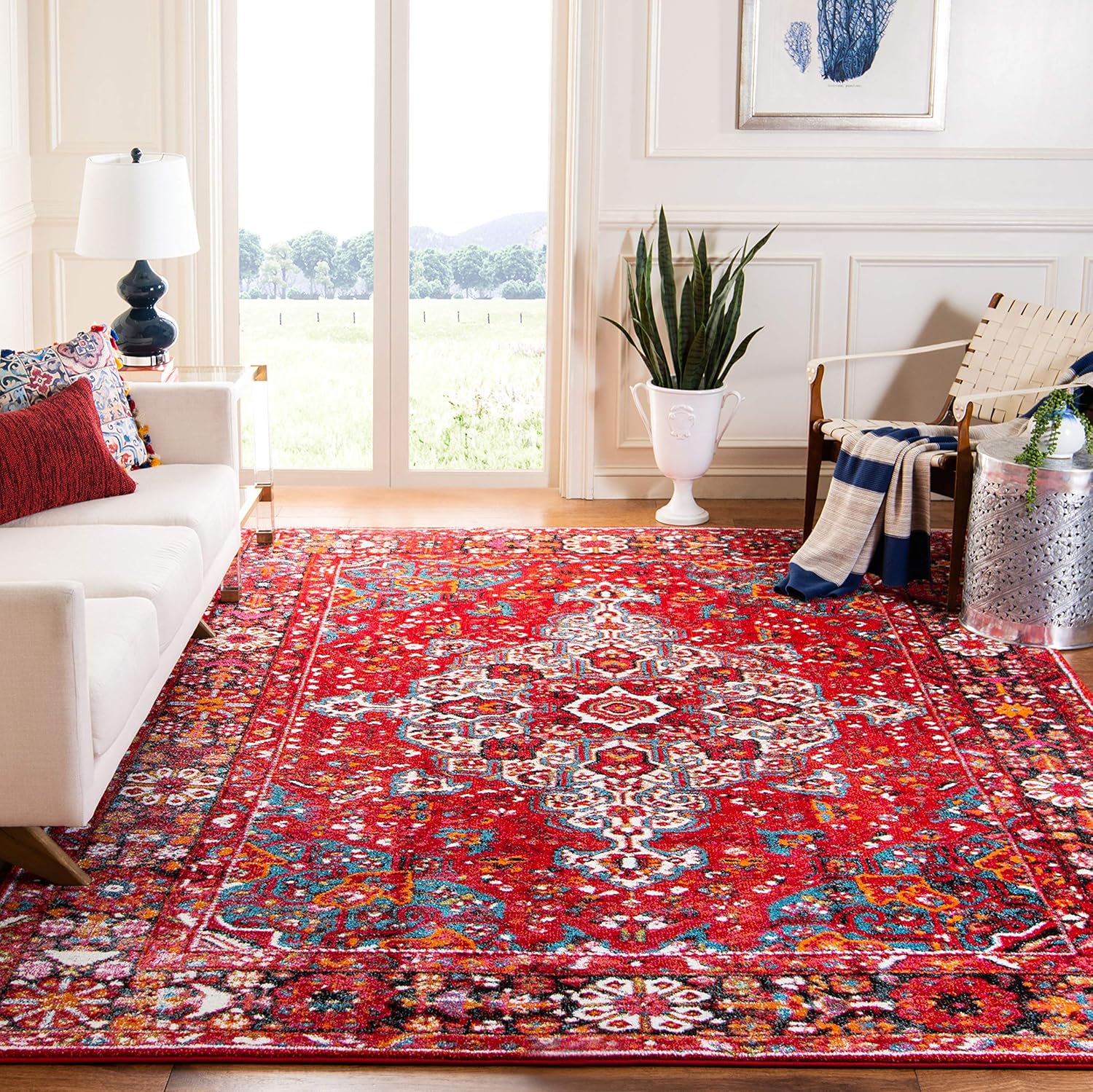 SAFAVIEH Vintage Hamadan Collection Area Rug - 8' x 10', Red & Multi, Oriental Traditional Persian Design, Non-Shedding & Easy Care, Ideal for High Traffic Areas in Living Room, Bedroom (VTH222A)