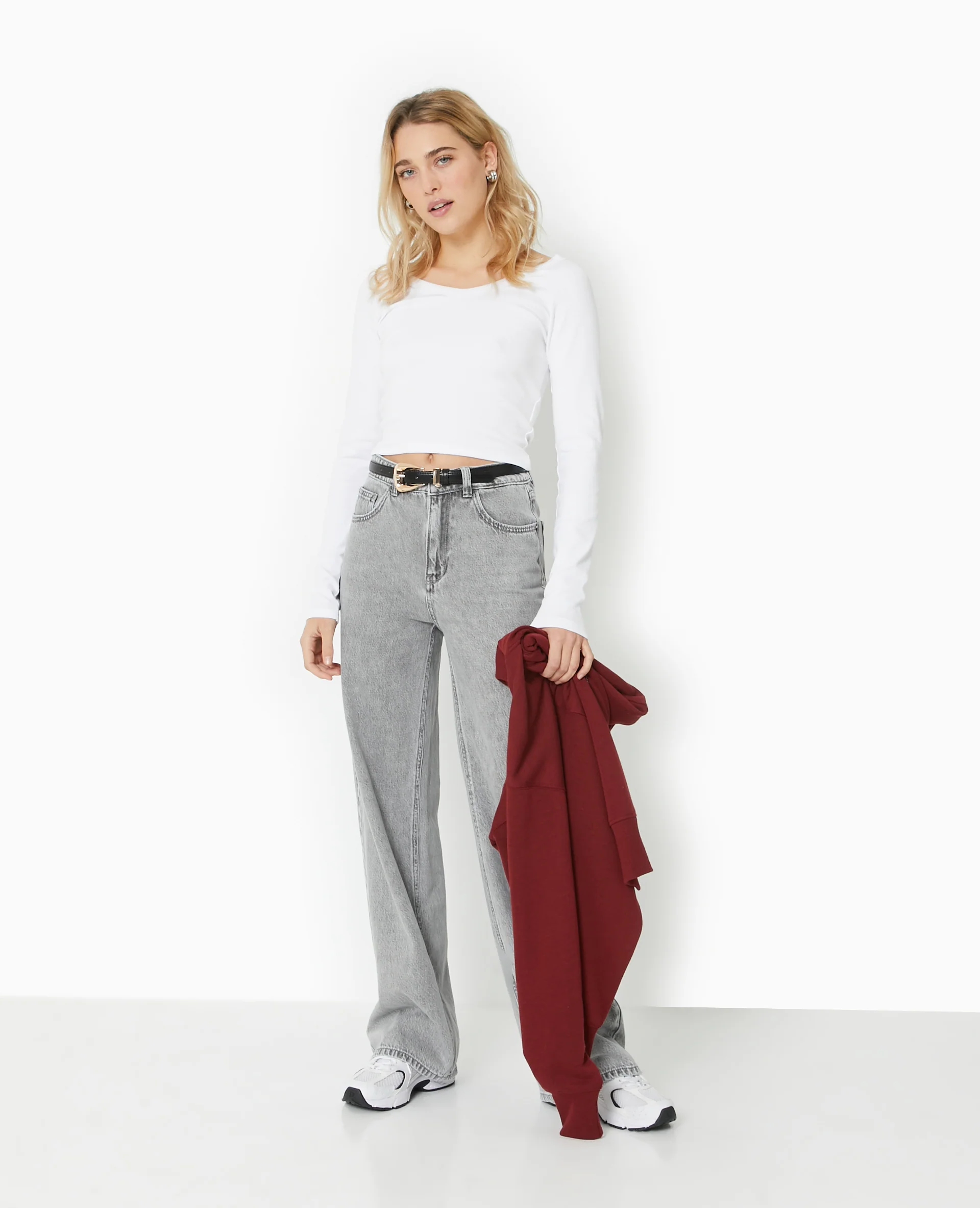 T-shirt court manches longues col V