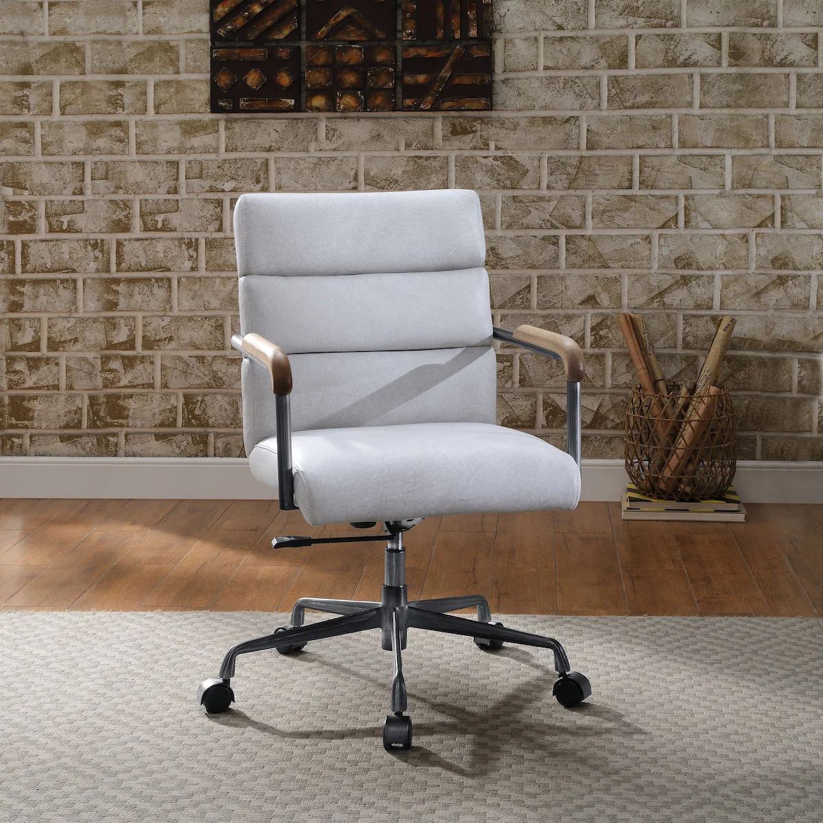 360 Degree Swivel Adjustable Seat Height Executive Office Chair in Top Grain Leather with Metal Base and Legs
