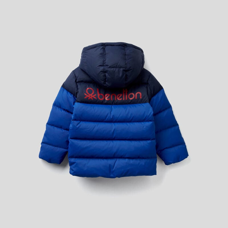 Two-tone puffer jacket with hood