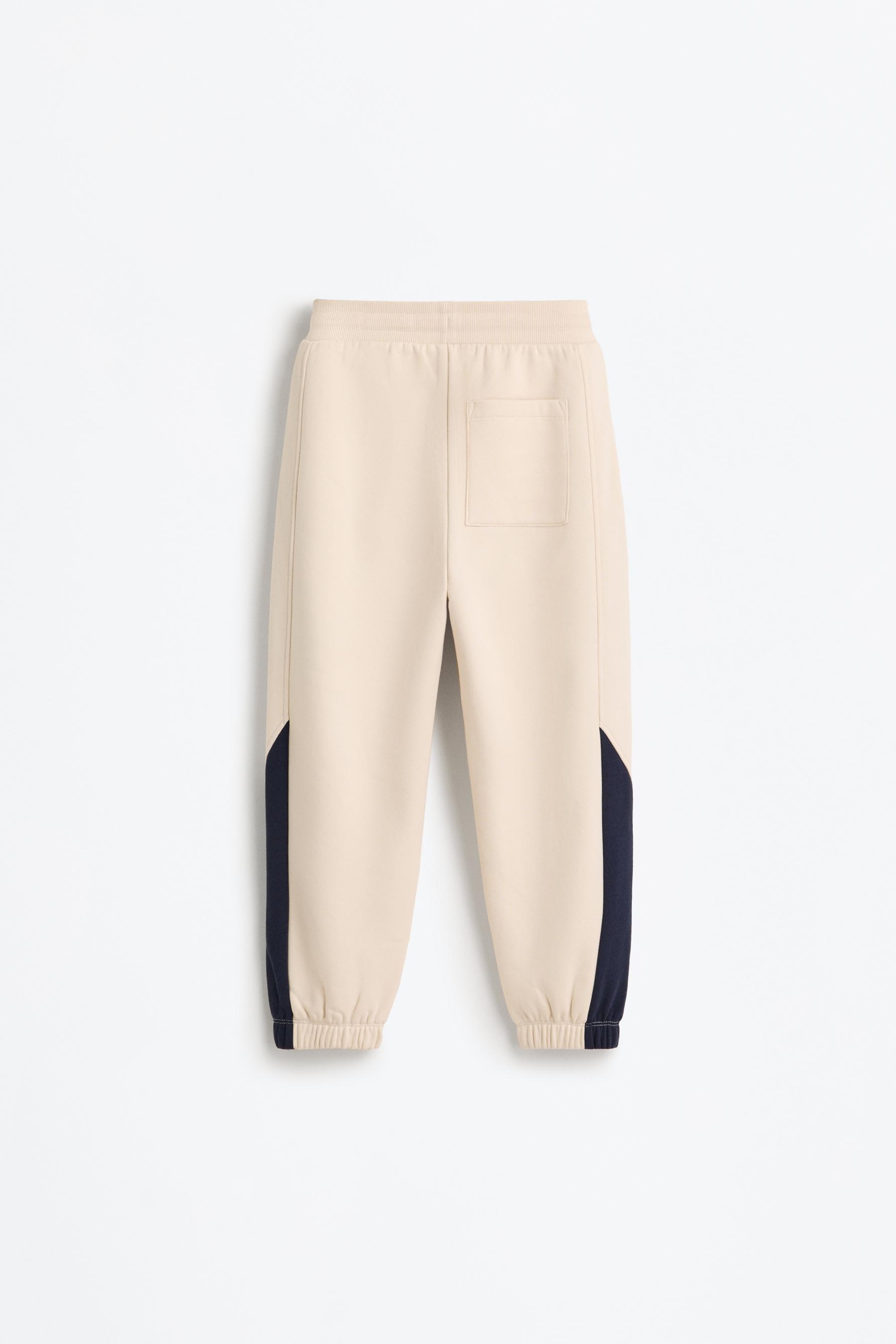 Pantalón jogger franjas