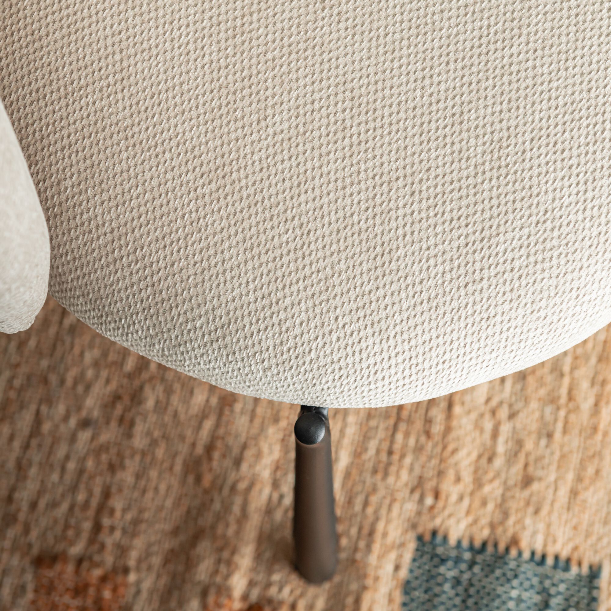 GINNY - Chaise de repas en tissu avec accoudoirs - beige