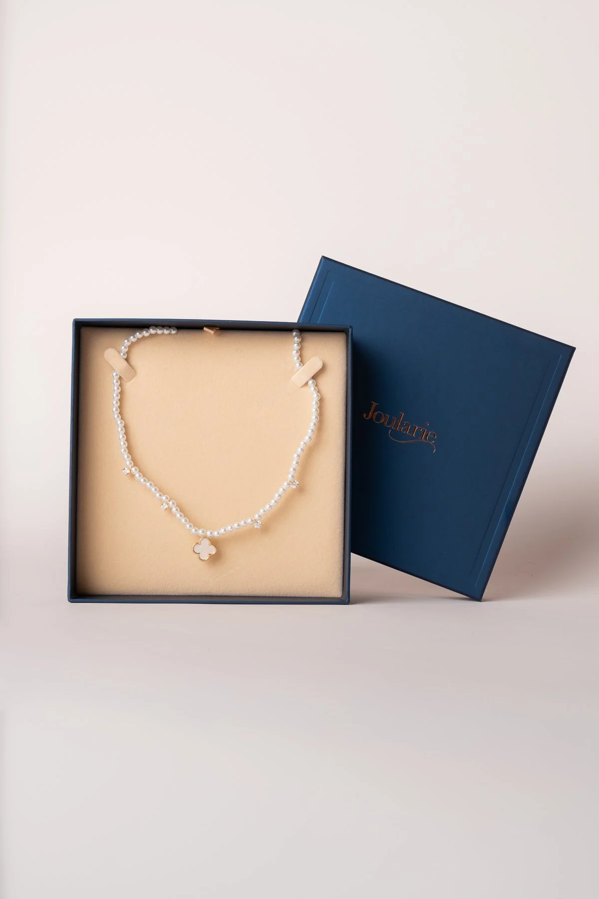 Faux Pearl Clover Necklace