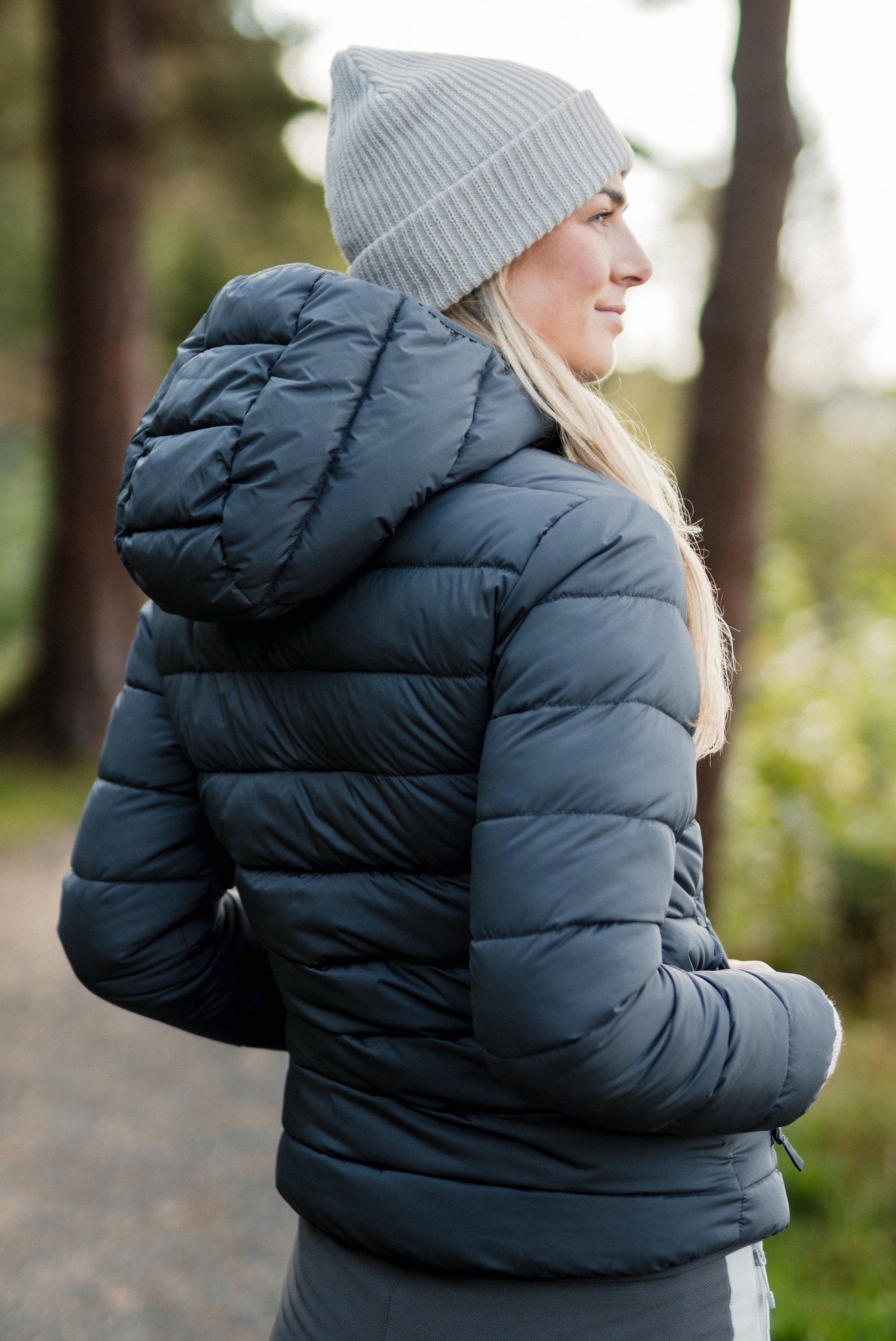 Strimfonna vattert jakke m/ hette