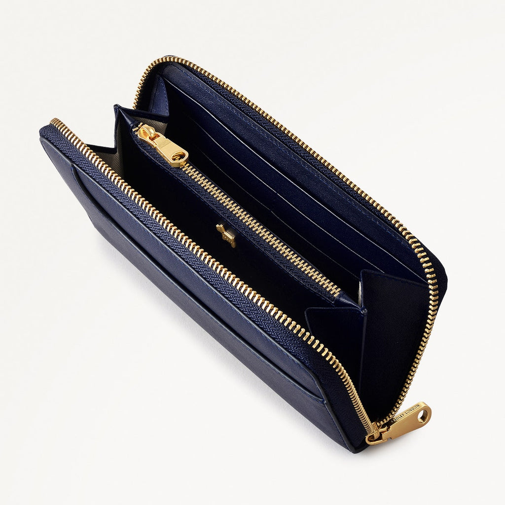 Pockets - Large Bifold Matinee