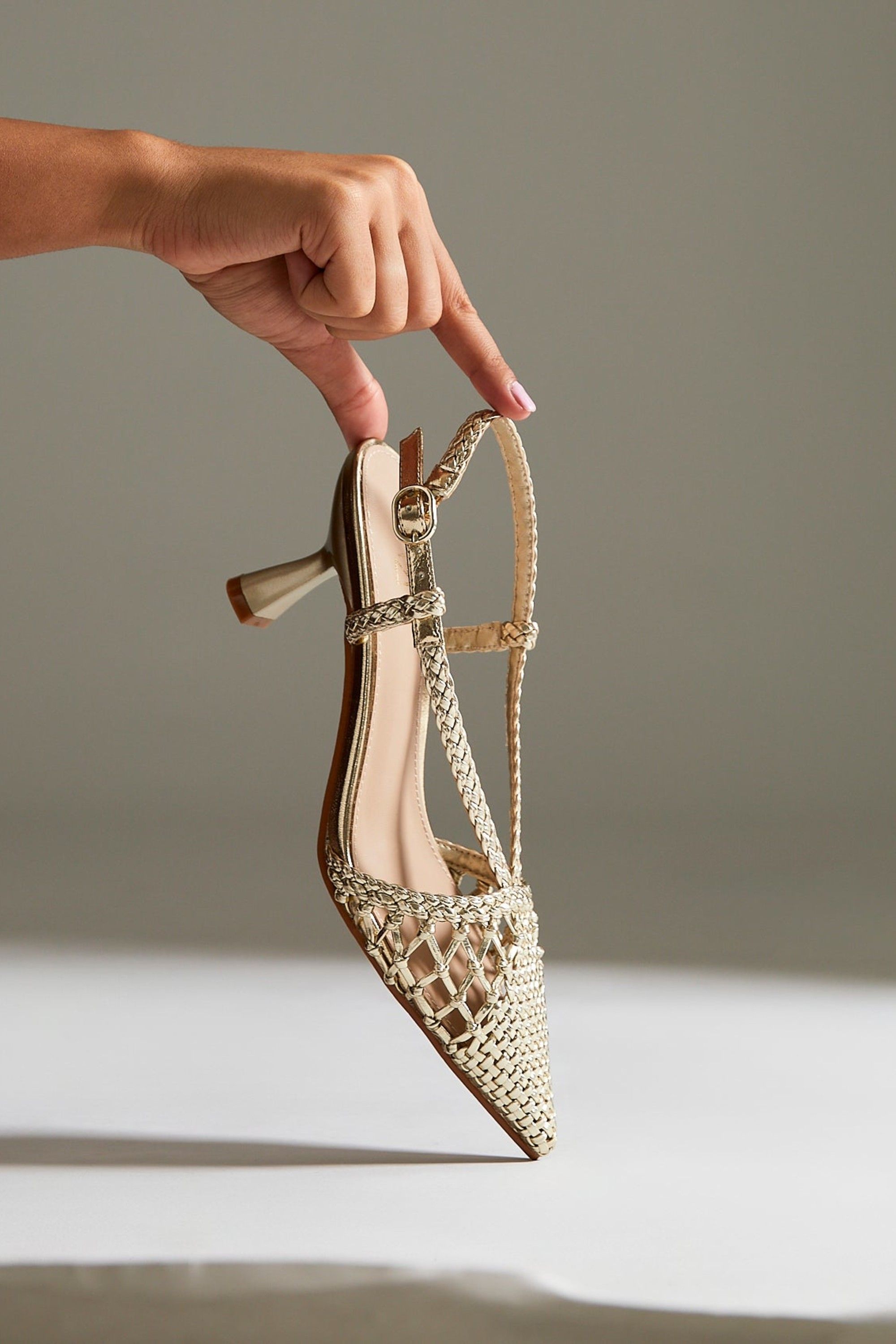 Linzi Cadence Gold Handwoven Court Heels