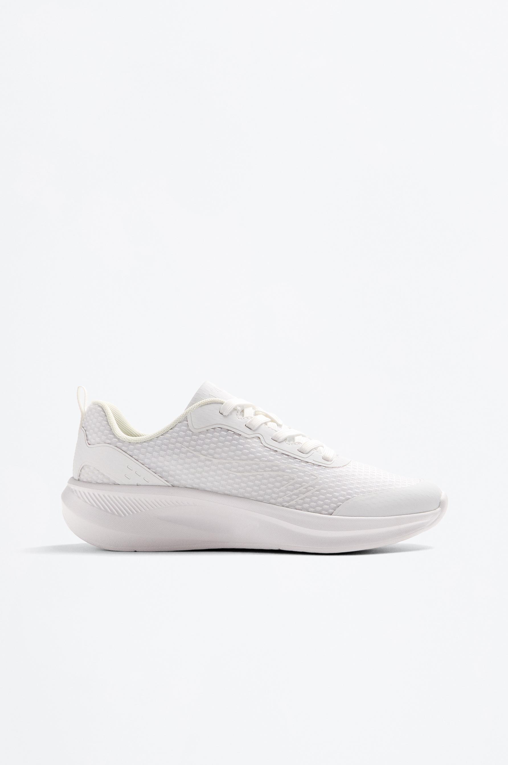 Zapatilla deportiva piso volumen