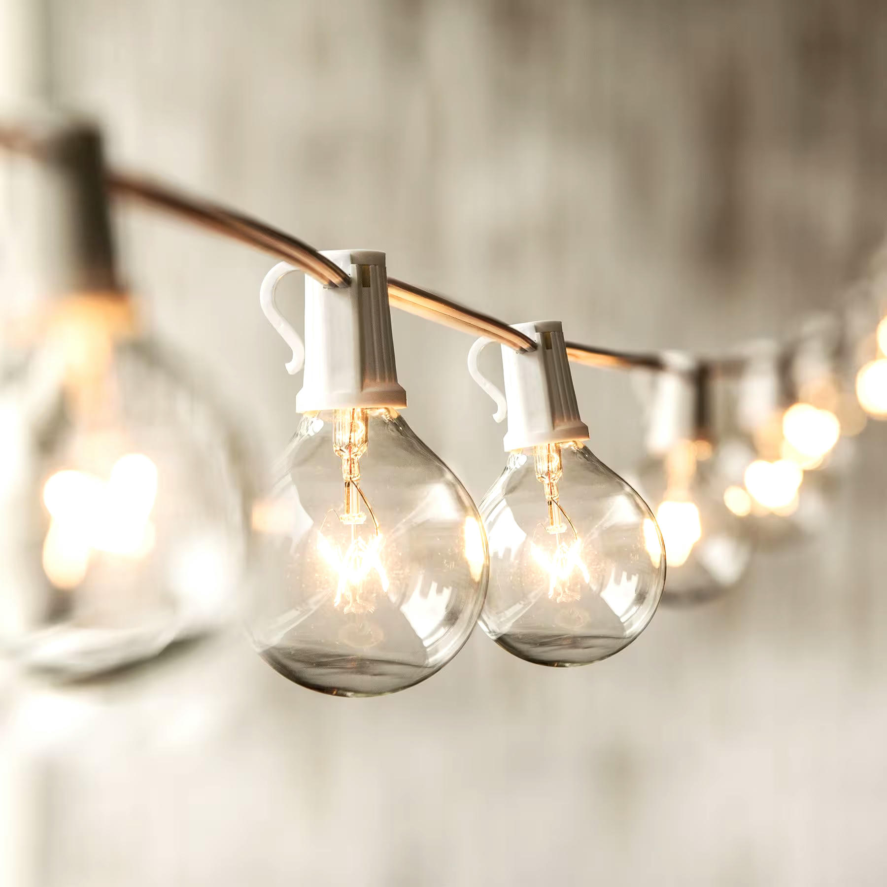West & Arrow Merkury 10 Indoor/Outdoor G40 Cafe String Lights