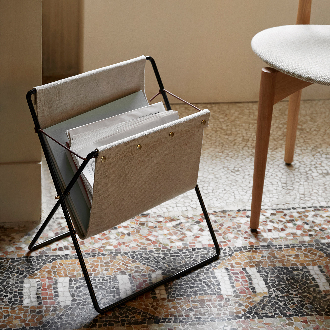 Ferm Living Herman Tijdschriftenrek