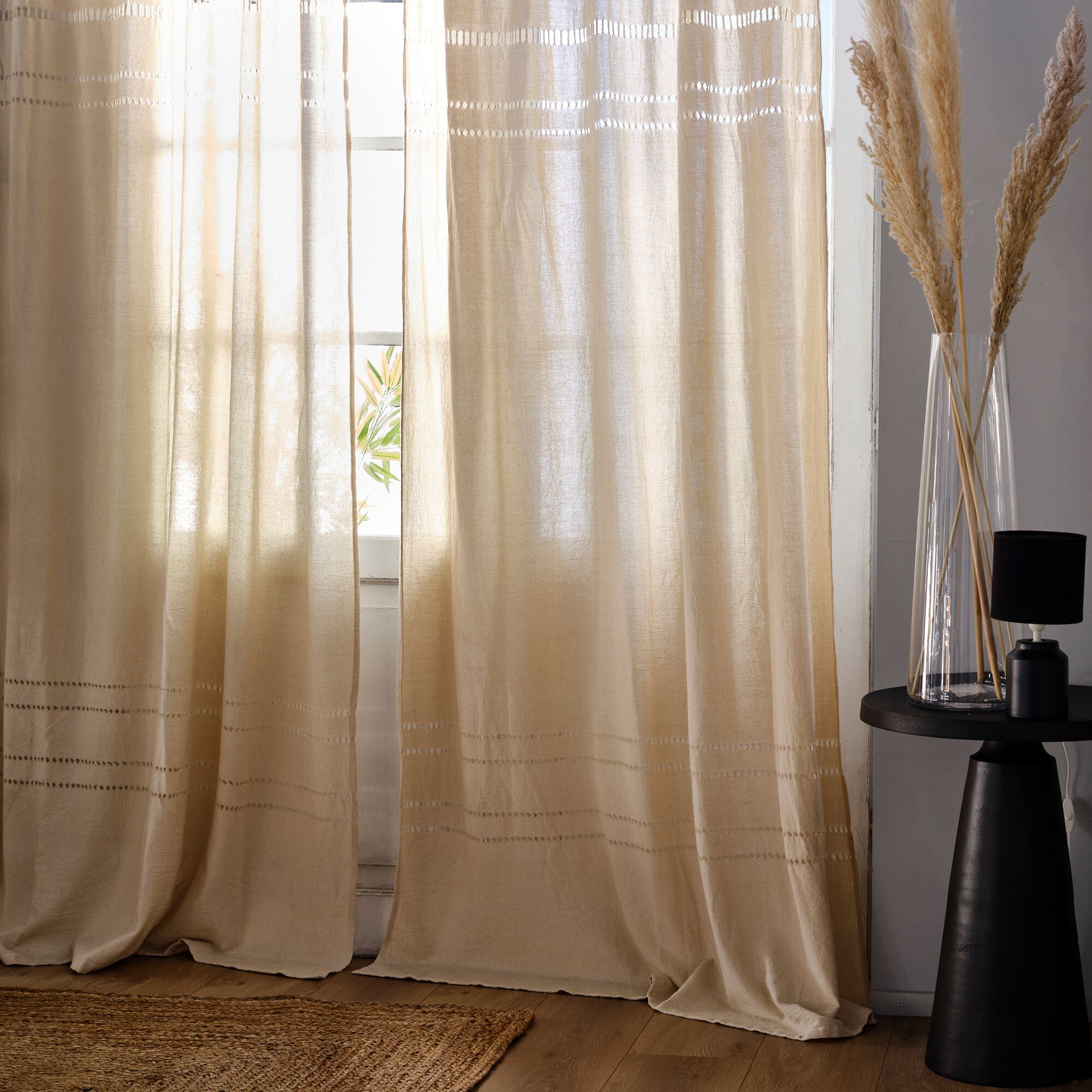 MUKHARAMA - Voilage à nouettes en coton finition ajouré 140x250cm - beige alpilles