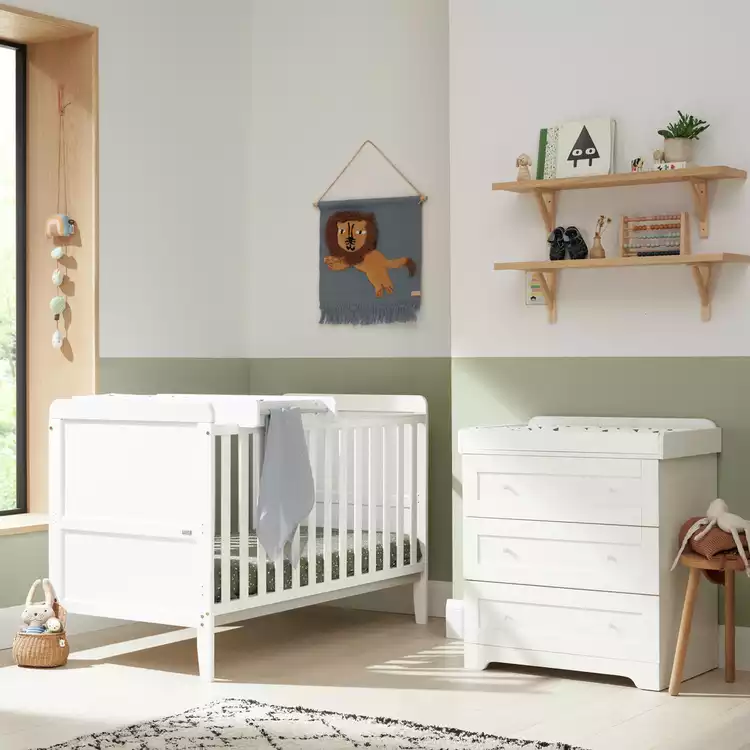 Tutti Bambini Rio Cot Bed and Dresser Nursery Set - White