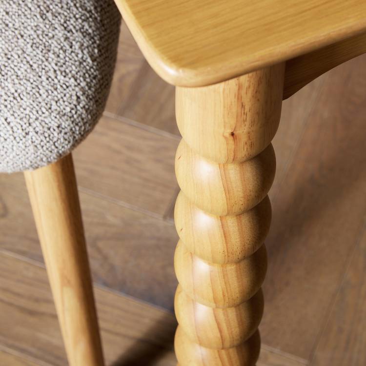 Habitat Blaire Bobbin Wood Veneer Dining Table - Oak