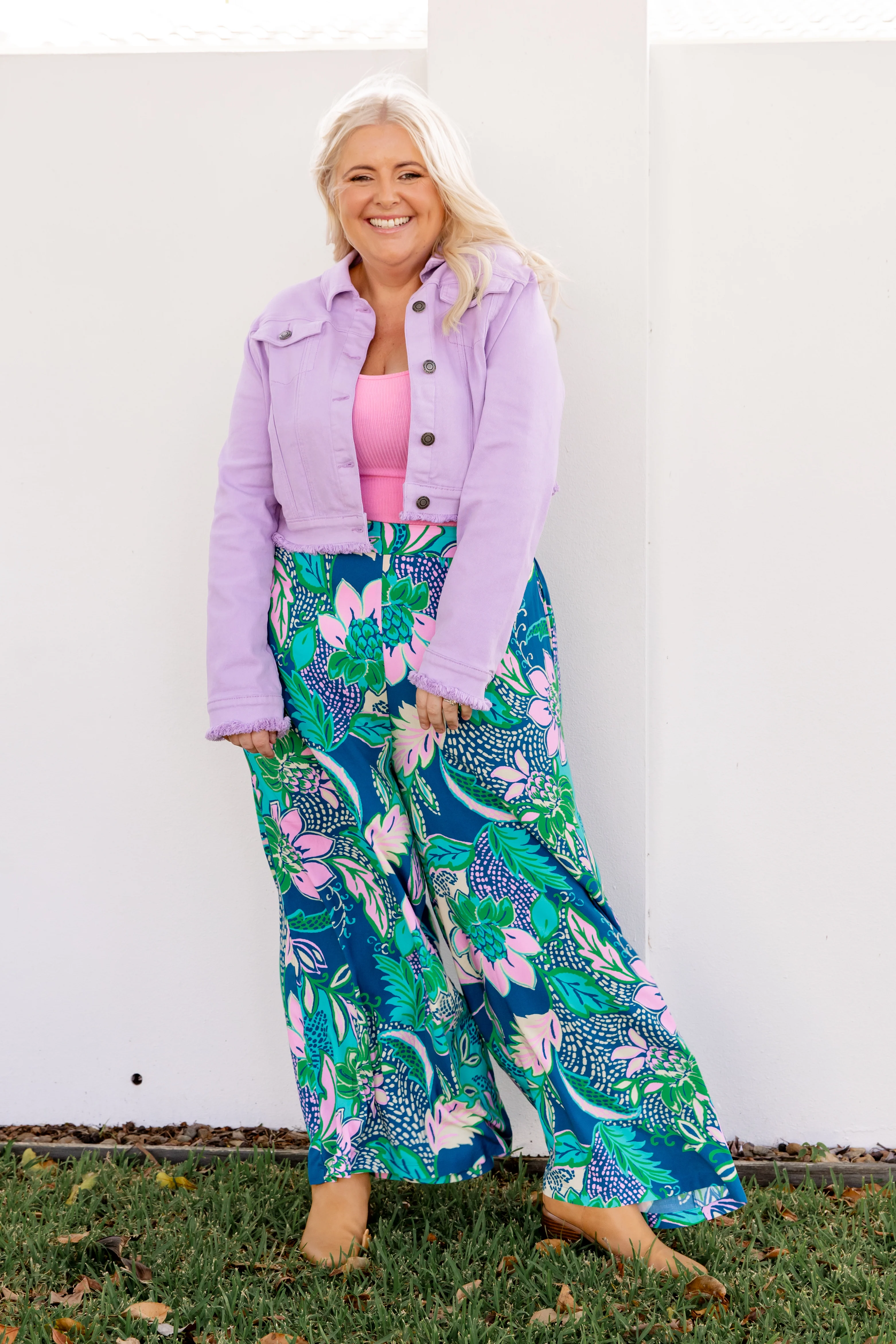 Kenzi Cropped Denim Jacket in Lilac