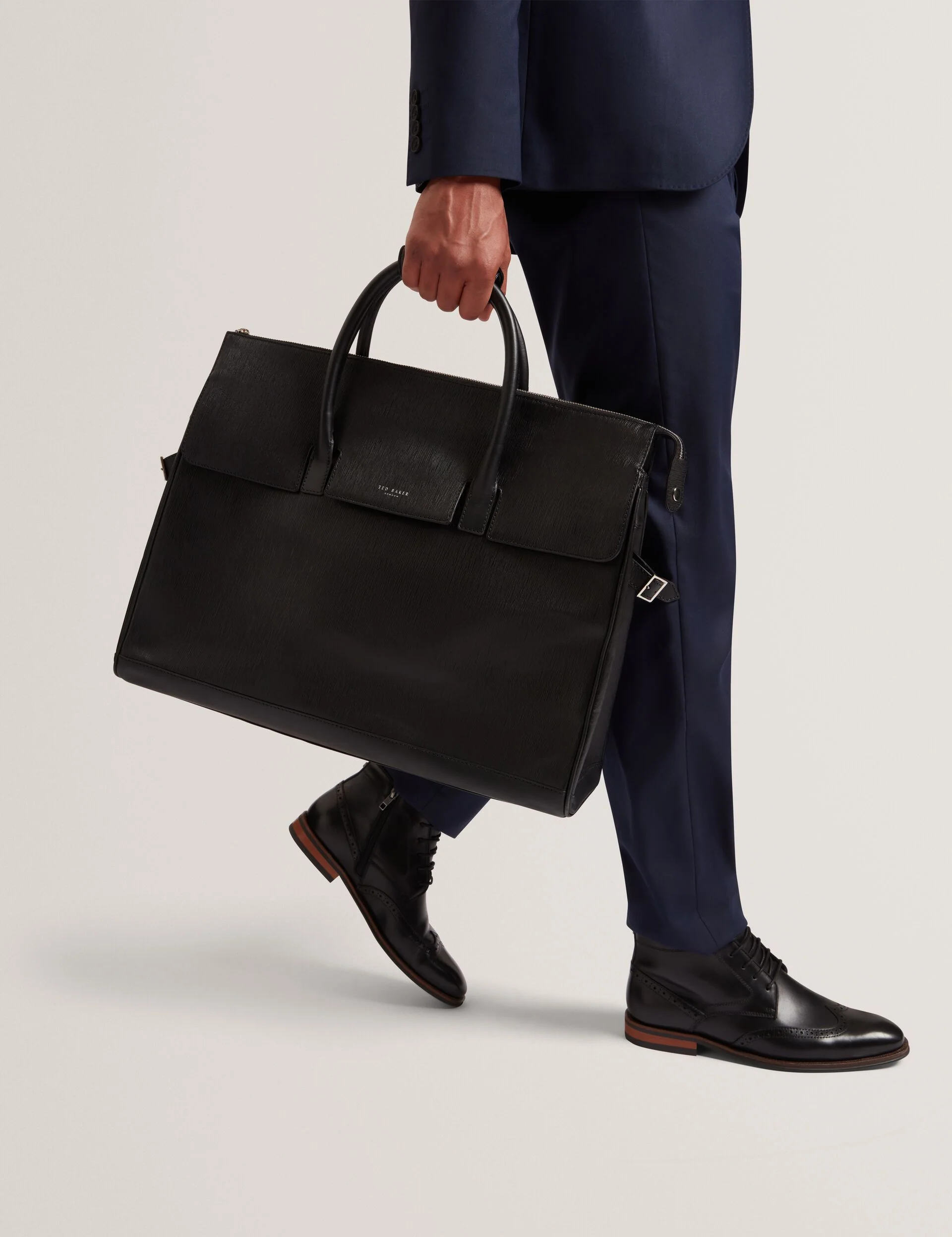 BAKERS | BLACK