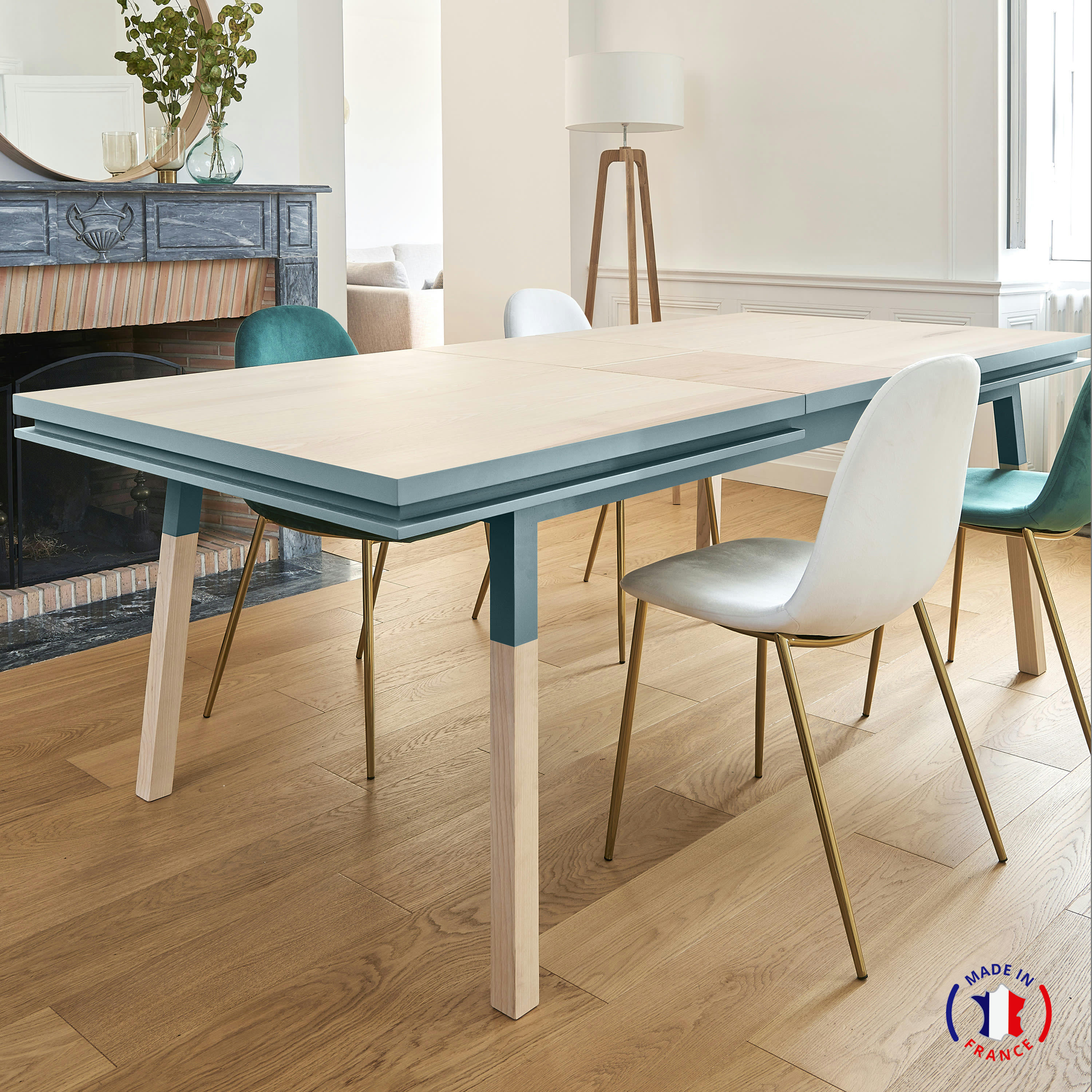 EGEE - Table 180x100 cm en frêne massif, 2 rallonges gris chocolat tanis