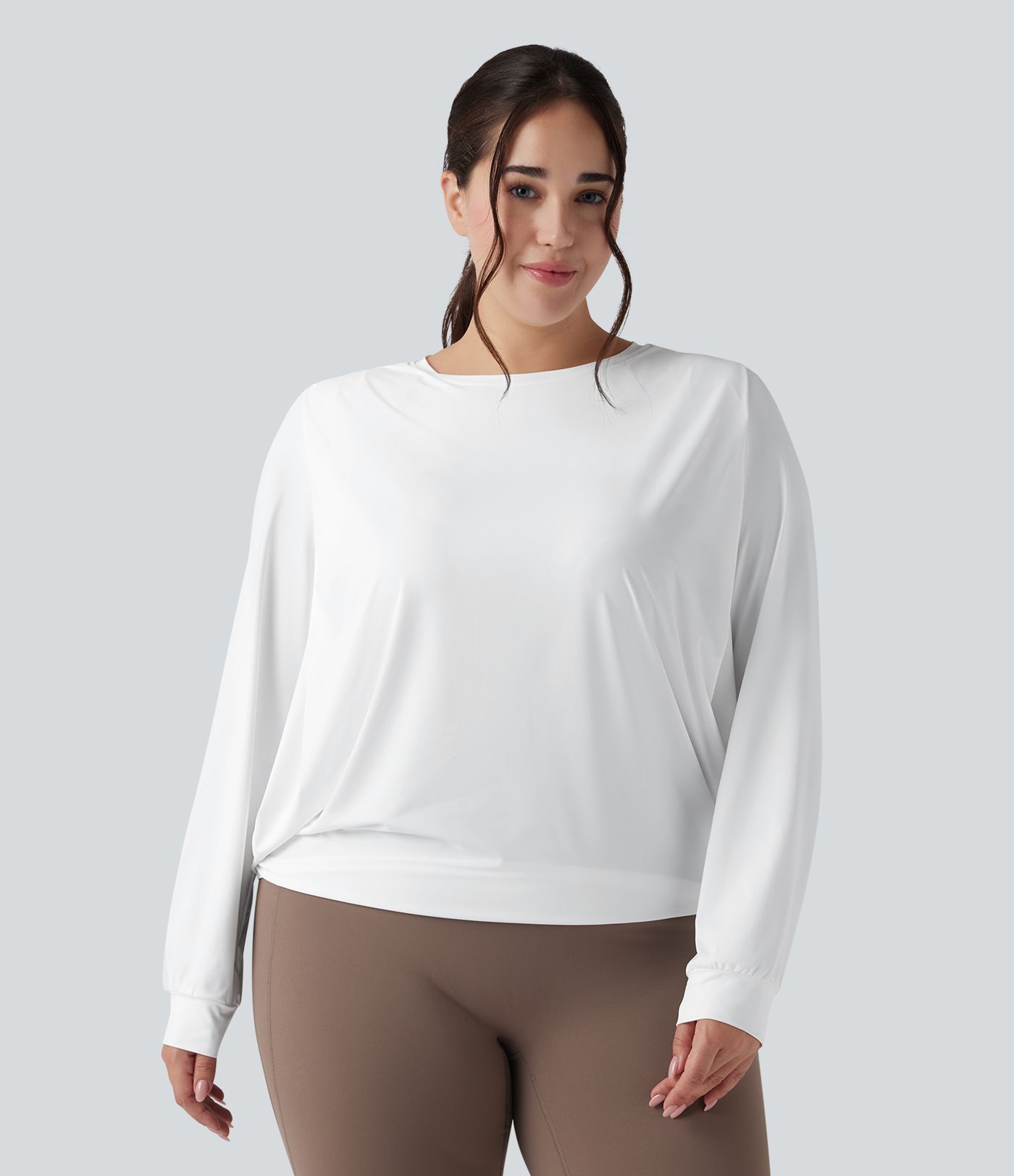 Haut de yoga grande taille à col rond, manches longues et fronces - UPF50