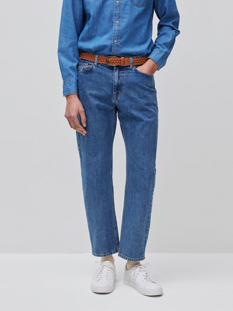 Relaxed fit bleach jeans