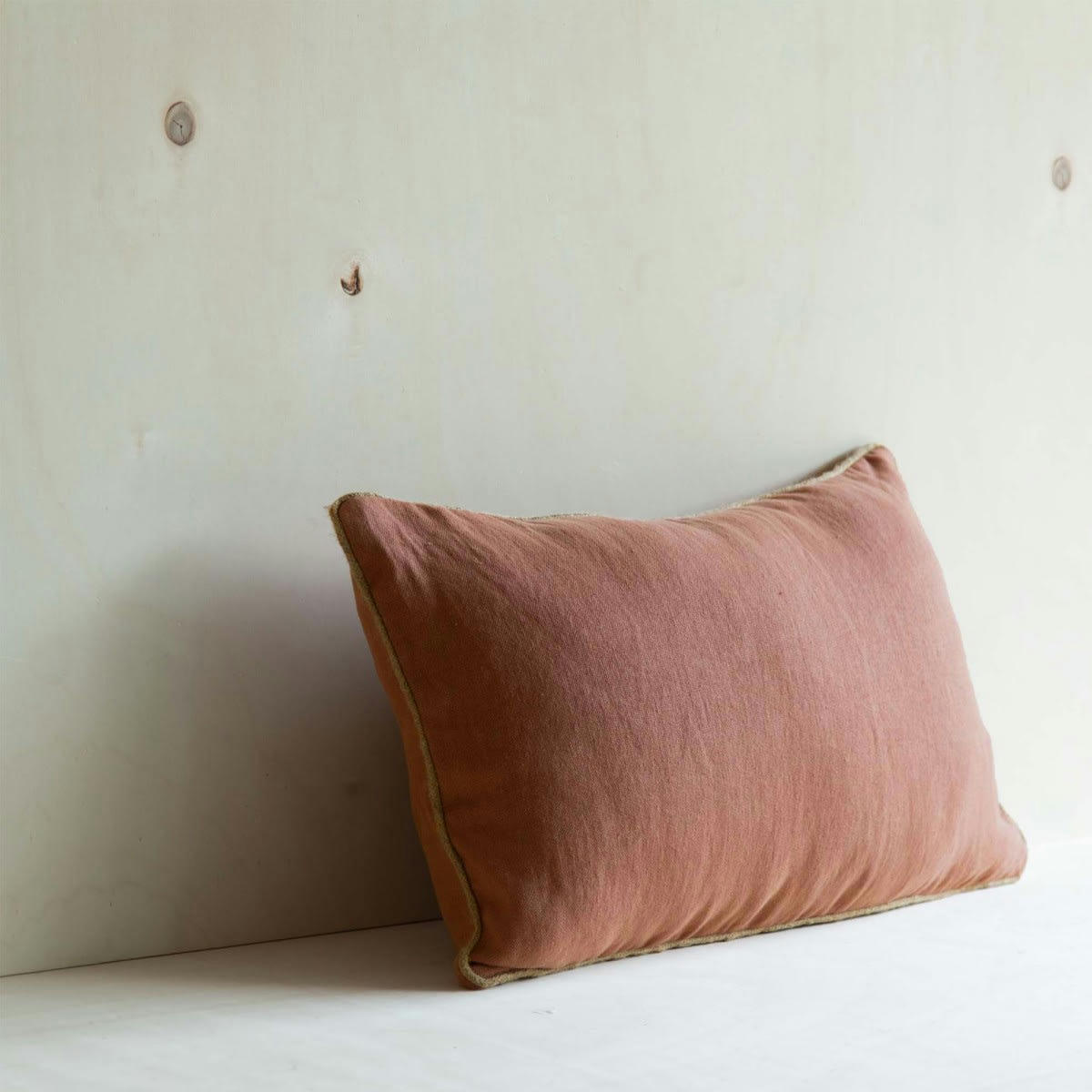SMALA - Coussin en lin terracotta 40x65