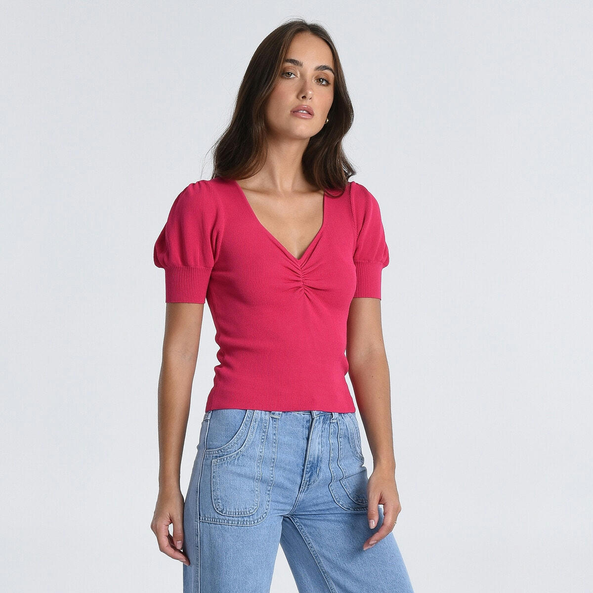 Pull manches courtes ballon, décolleté V