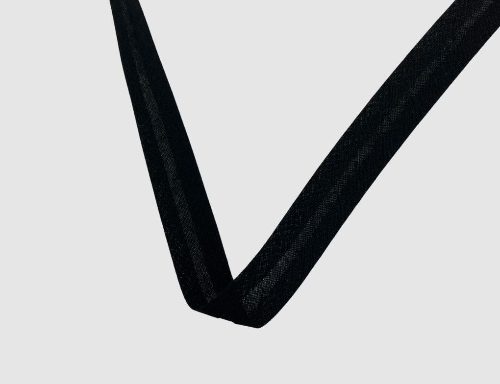 Schrägband Schwarz