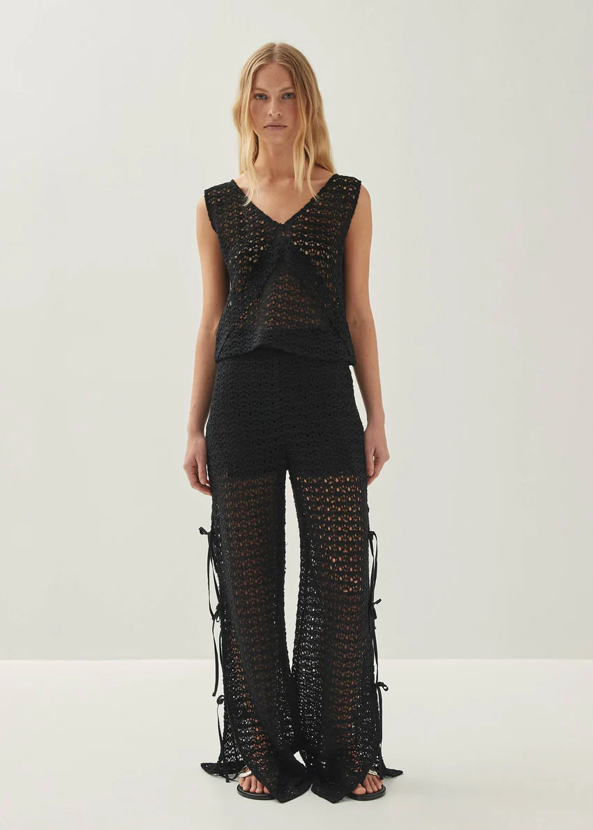 Den Black Trousers