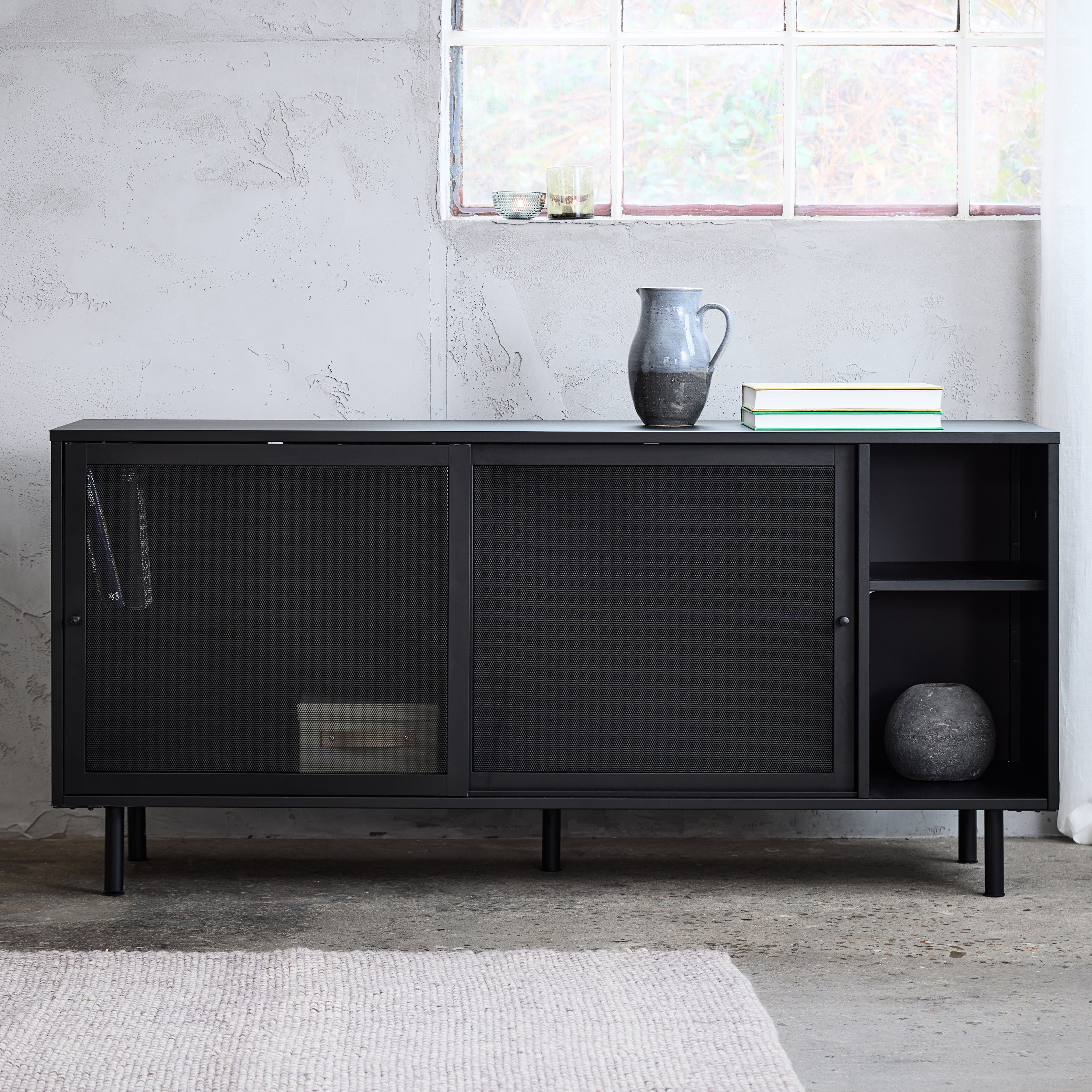 by fonQ Tibbe Dressoir - Zwart