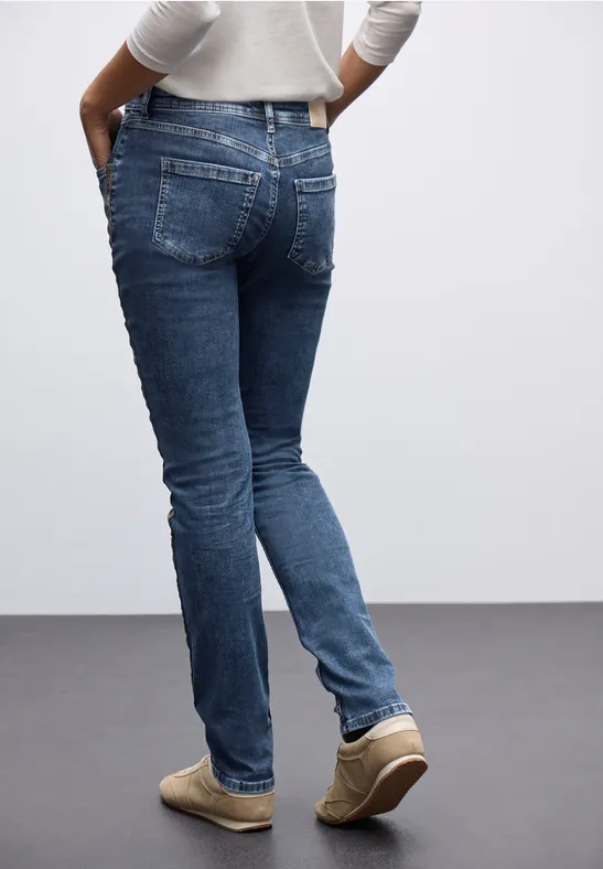 Casual Fit Jeans