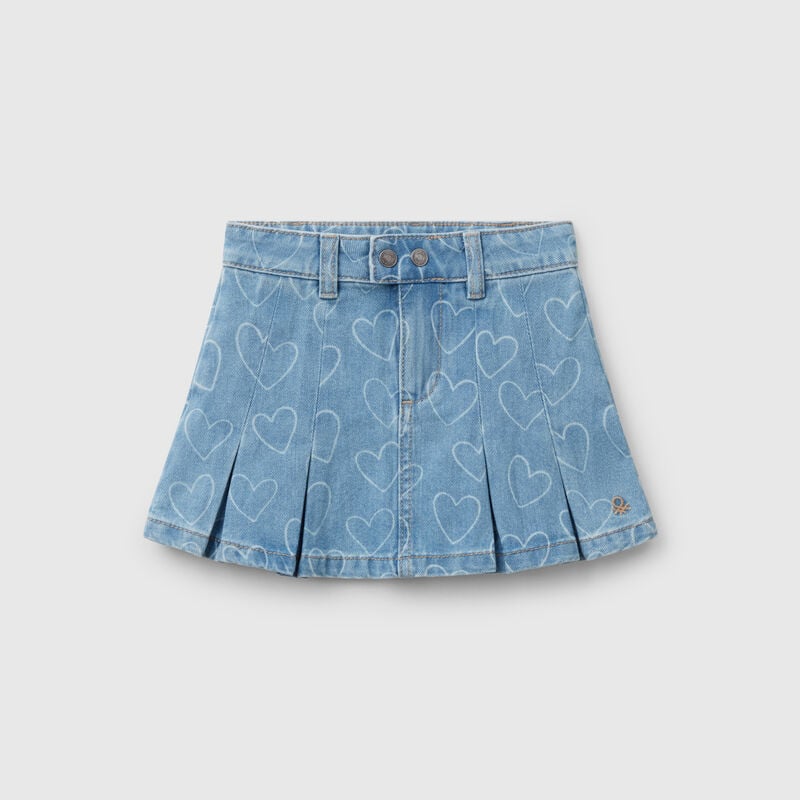 Pleated denim skirt