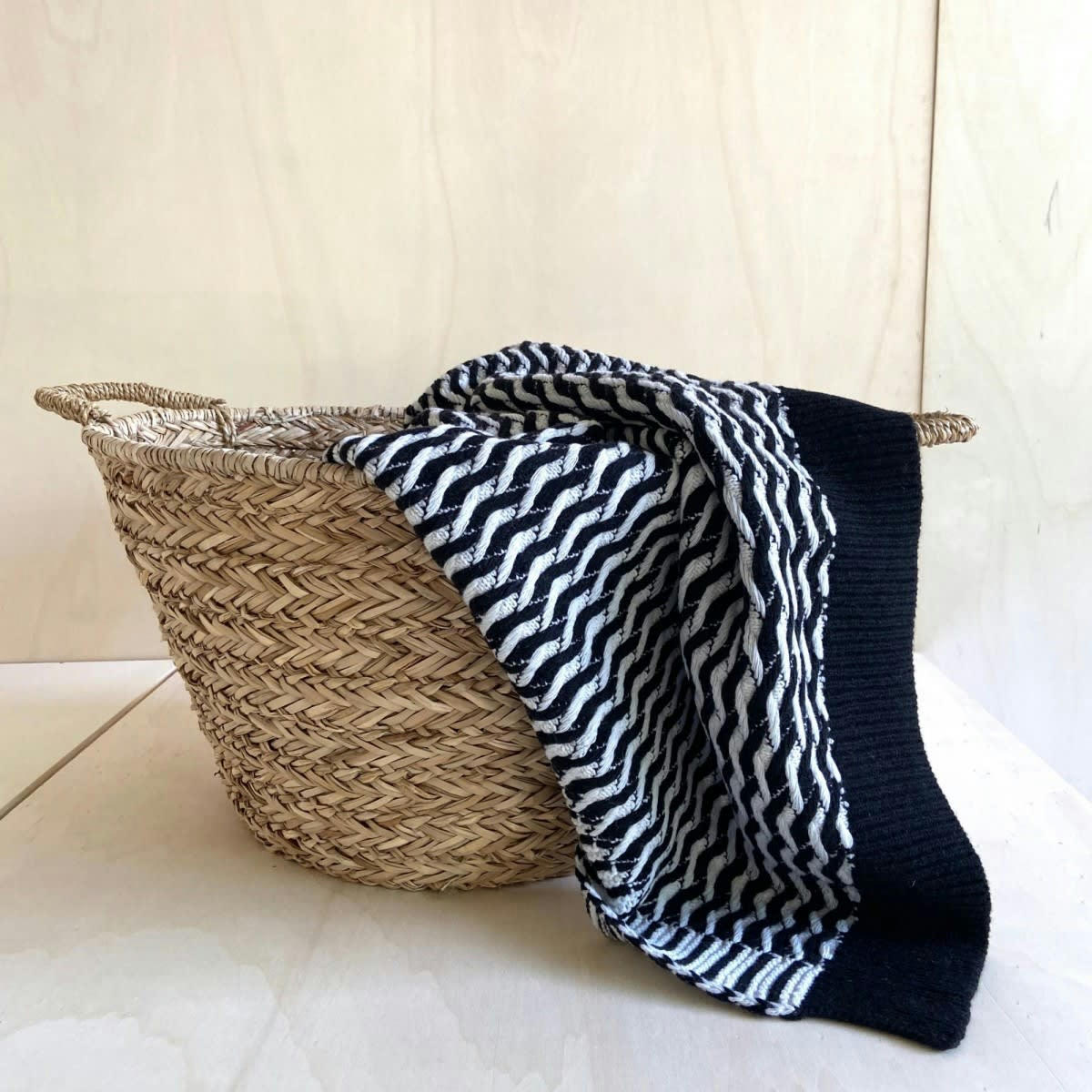 JARDIN D'HIVER - Plaid en laine noir/blanc 140x200