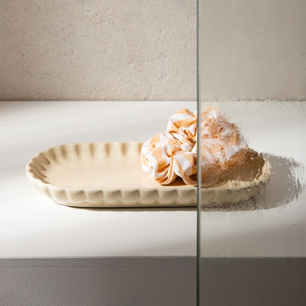 Tacka łazienkowa MELIDA ceramiczna 23,5x11,7x2,5cm