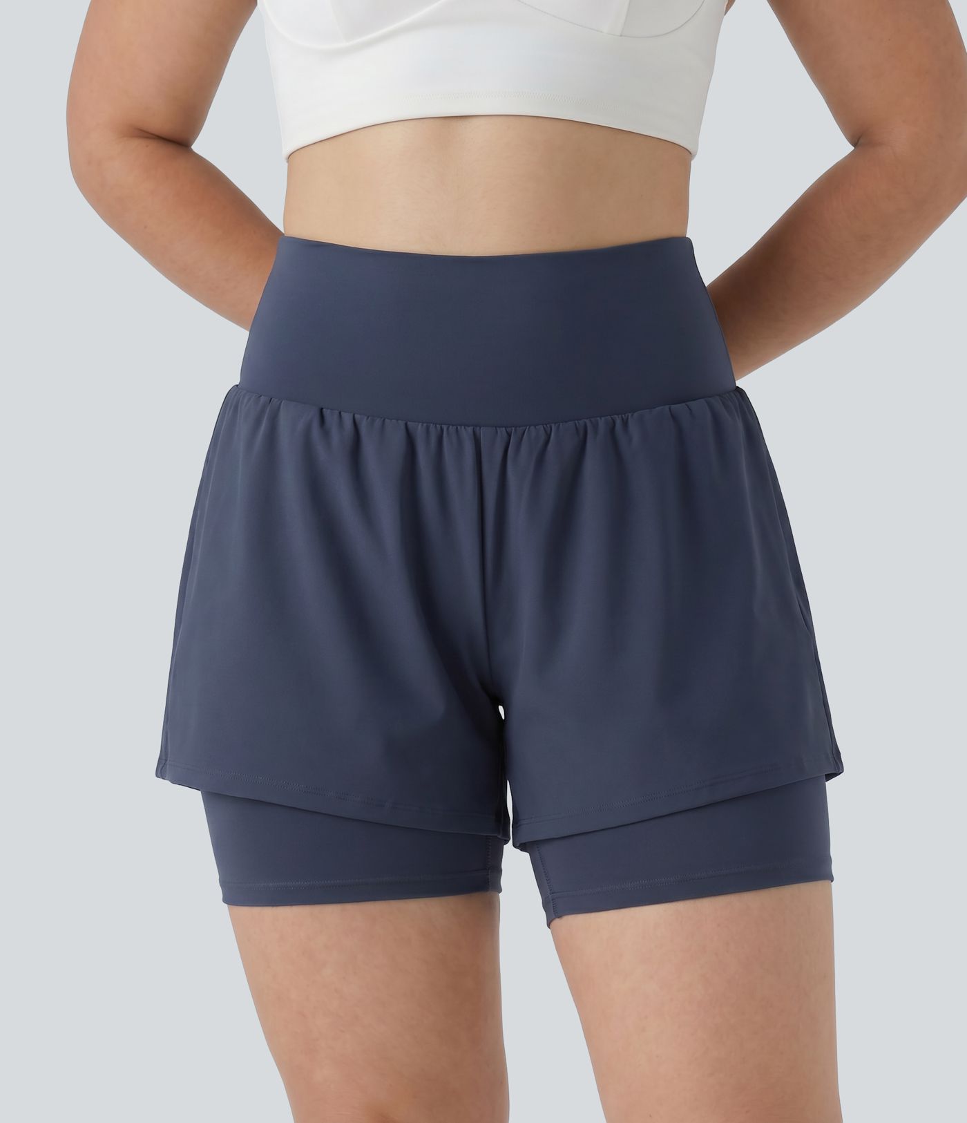 Short de yoga 2-en-1 grande taille à taille très haute en SoftlyZero™ Airy à effet frais InstantCool 17,5 cm avec poches
