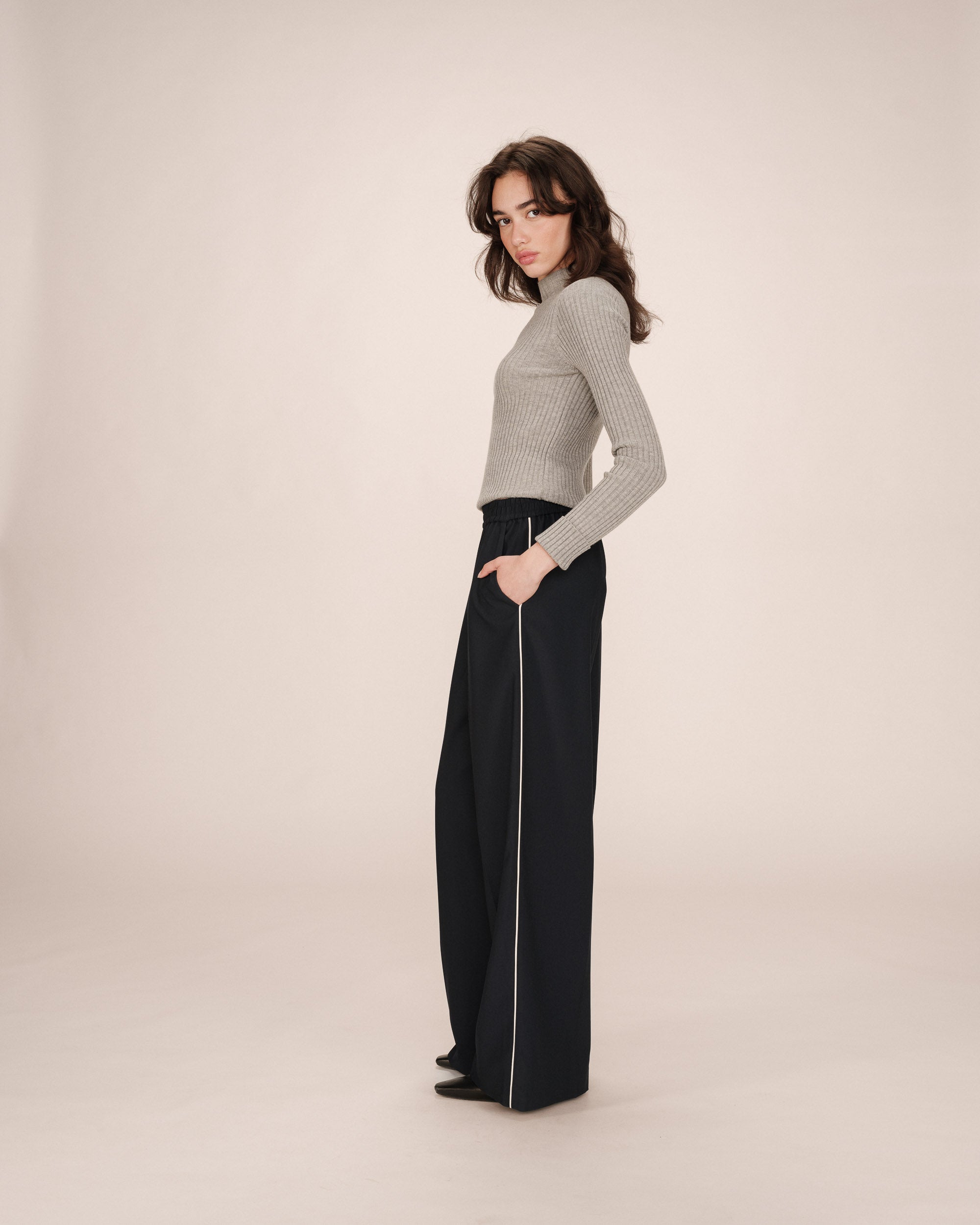 Pantalon large marine Sweeney