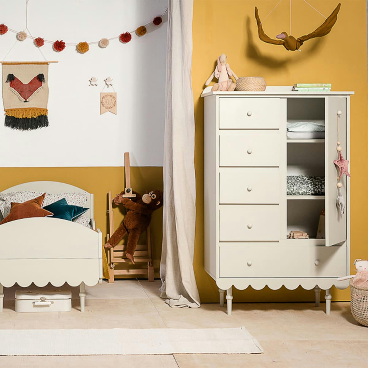 BABUSHKA - Commode 5 tiroirs 1 porte olive