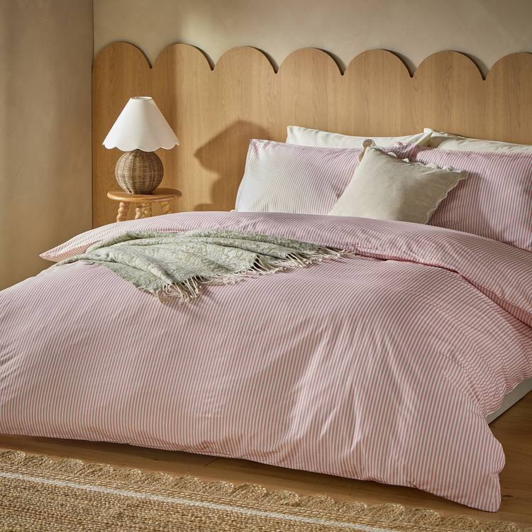Habitat Cotton Oxford Edge Stripe Blush Bedding Set- Toddler