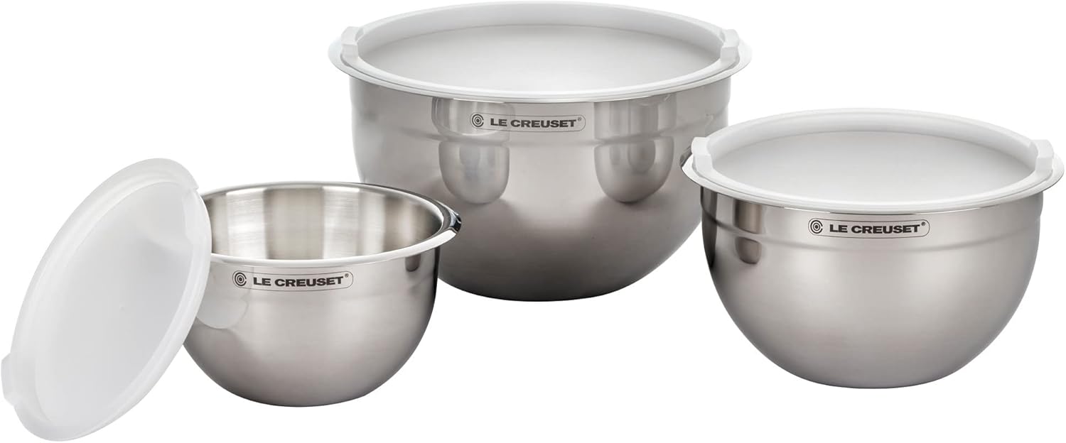 Le Creuset Set of 3 Nested Mixing Bowls w/Nonslip Silicone Base & Plastic Air Tight Lids