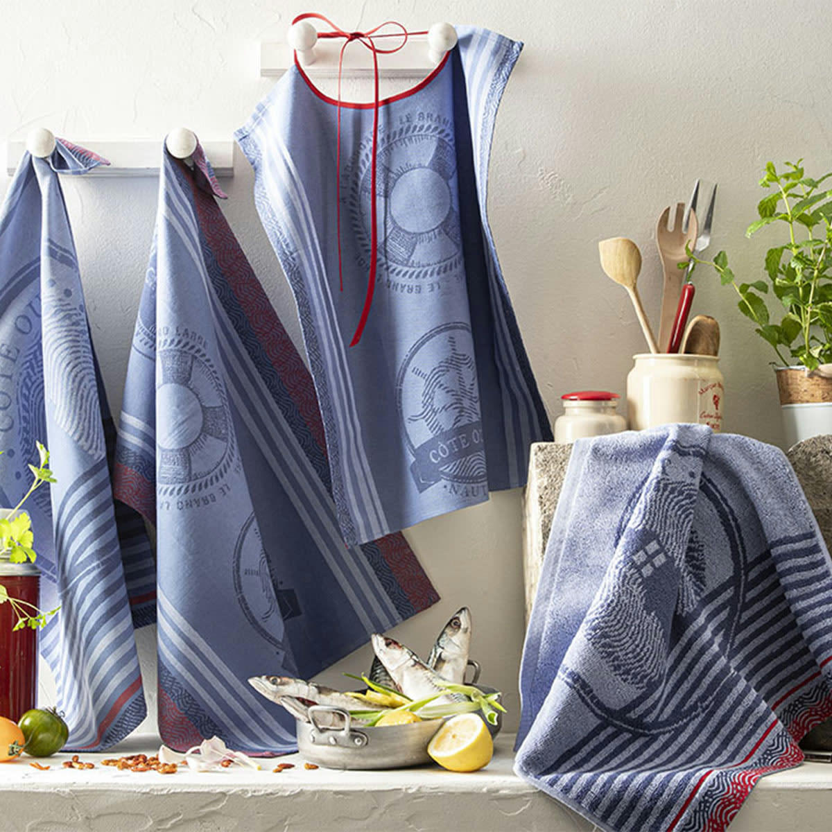 COTE OUEST - Torchon en coton bleu 50x75