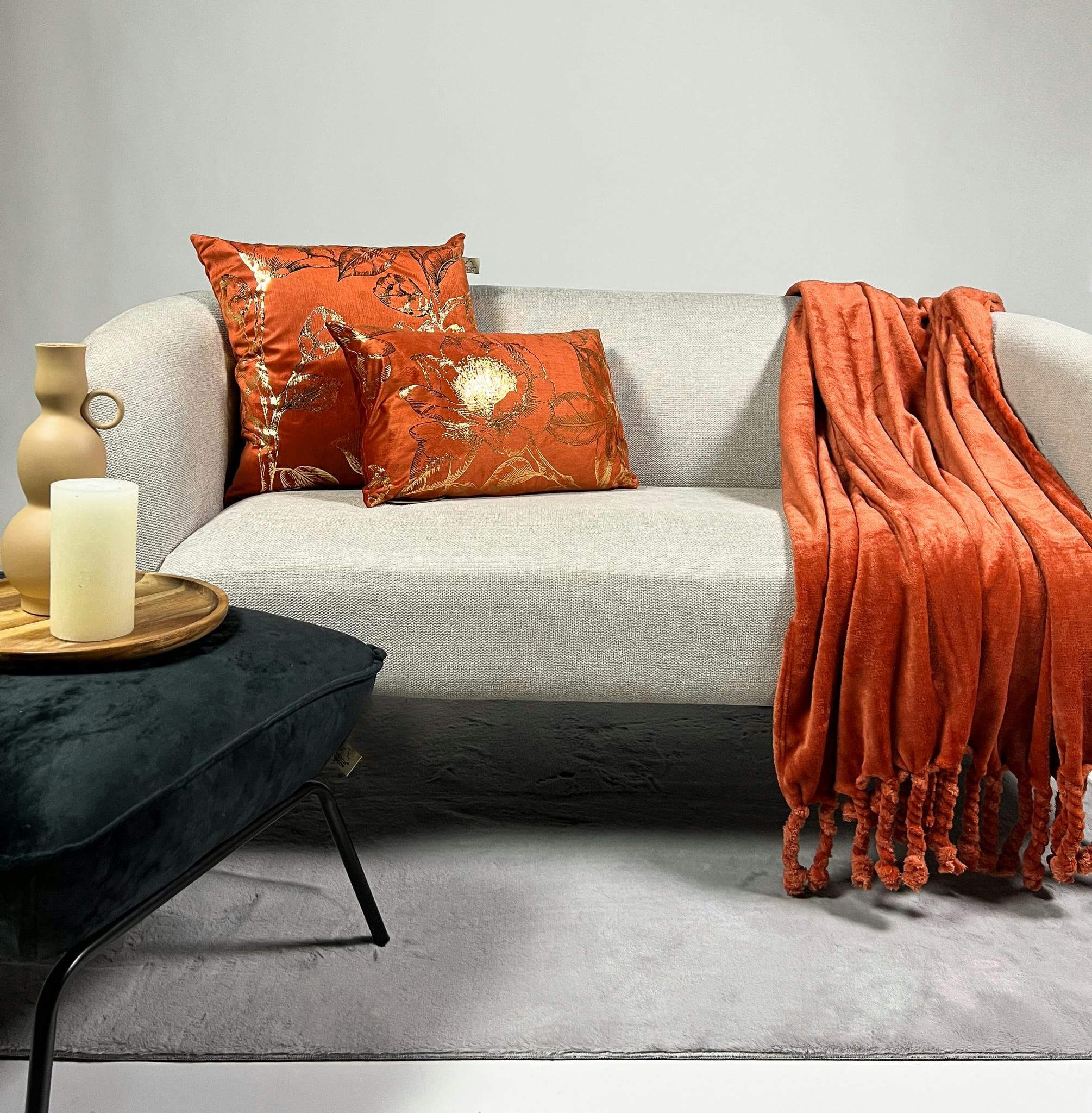 - LOT DE 3 - Far Far Away - Coussin 45x45 cm - Coussin 30x50 cm - Plaid