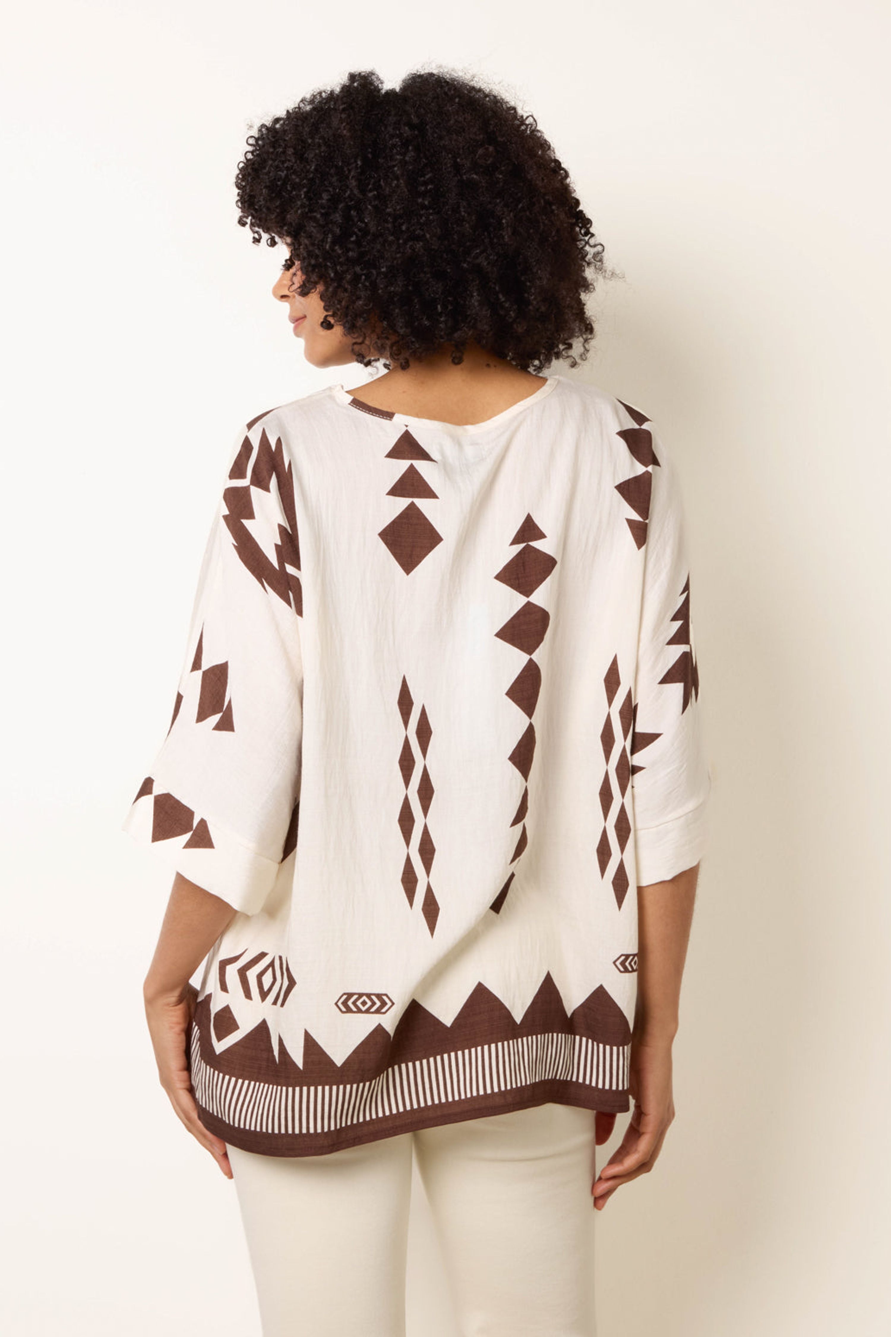 Blue Vanilla Ecru Linen Geometric Print Top