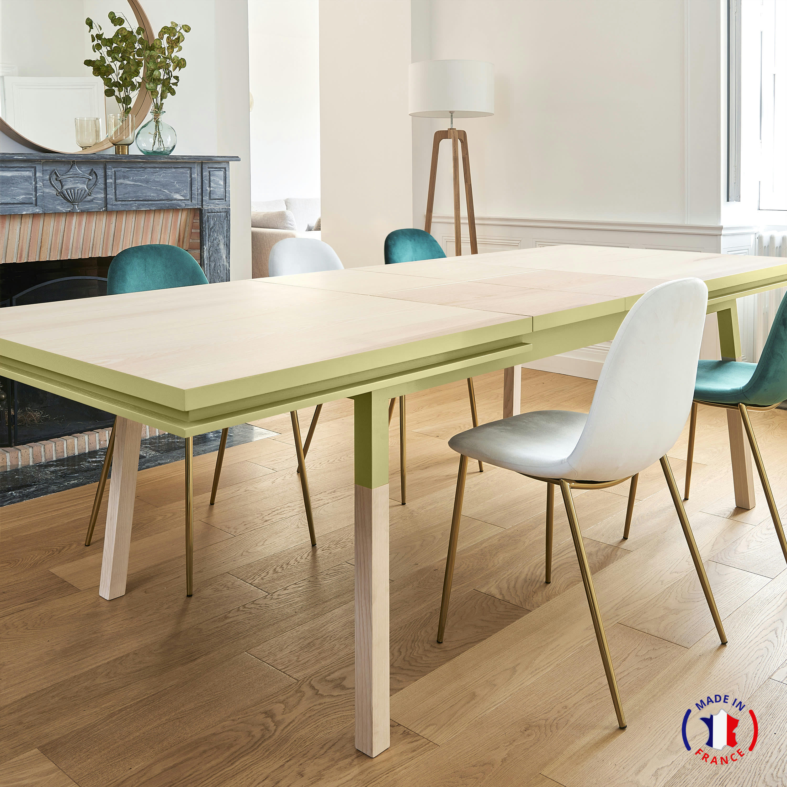 EGEE - Table 220x120 cm en frêne massif, 2 rallonges jaune lunaire