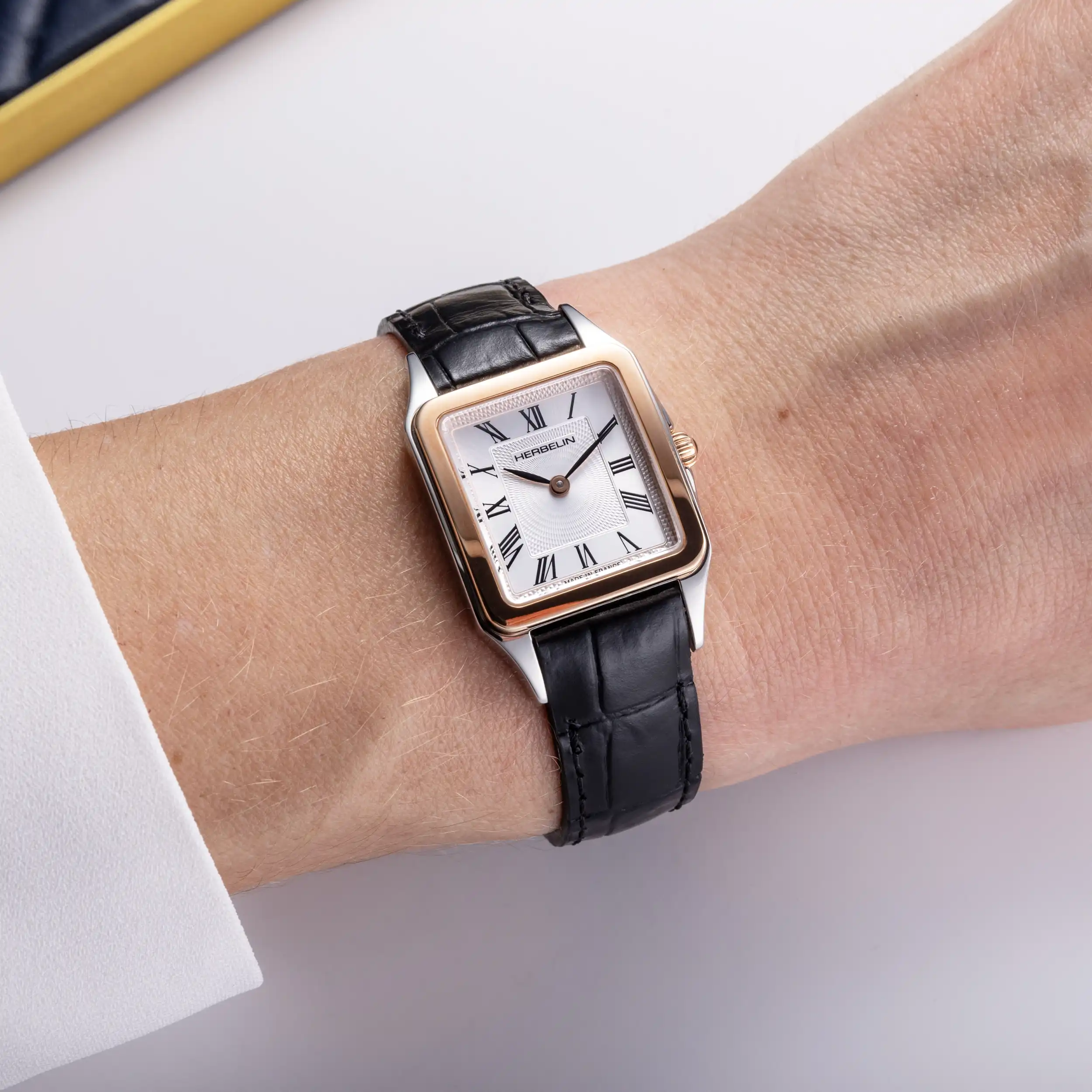 LUNA – QUARTZ – PVD OR ROSE & CUIR NOIR