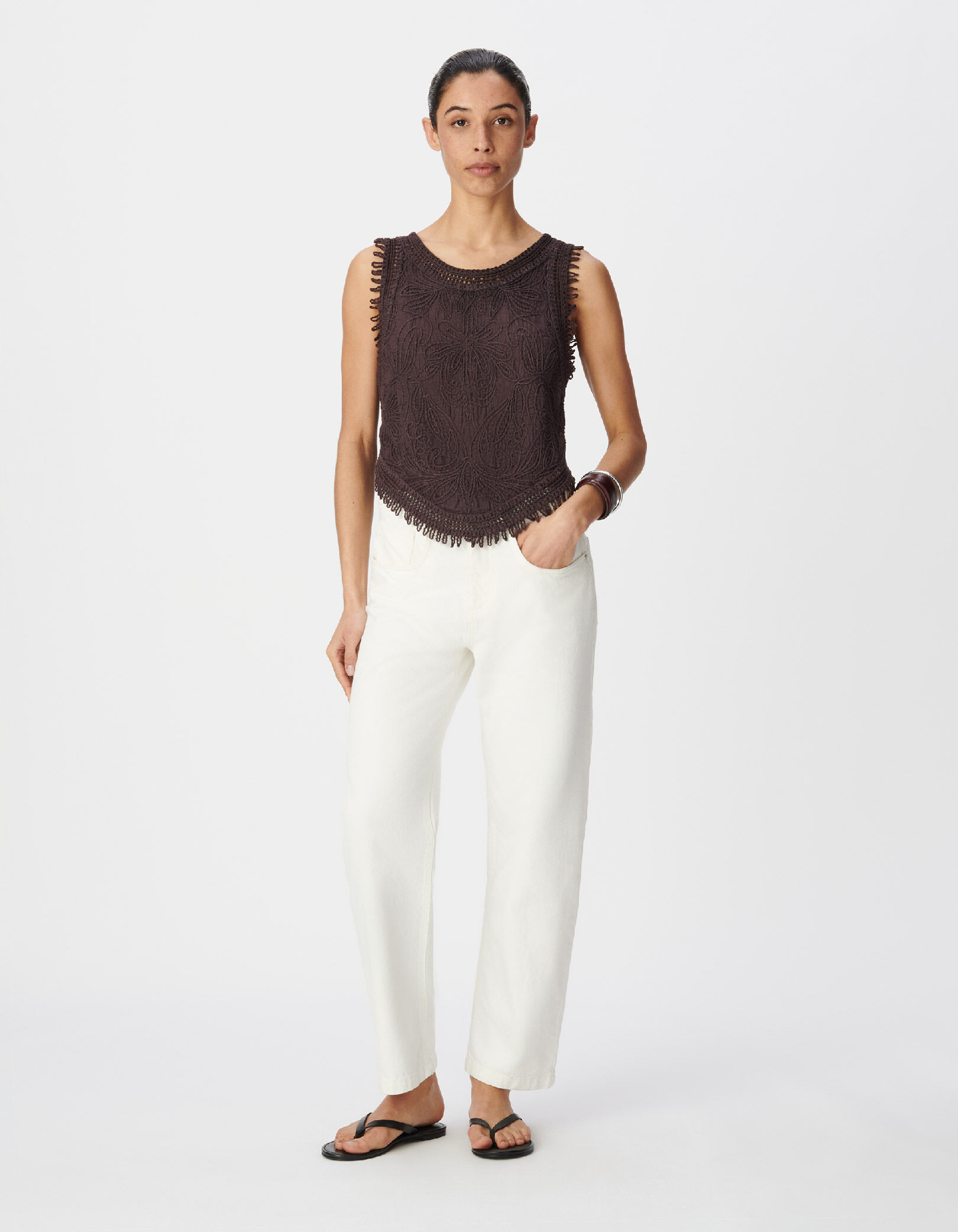Top sans manches bordeaux motifs brodés crochet Femme