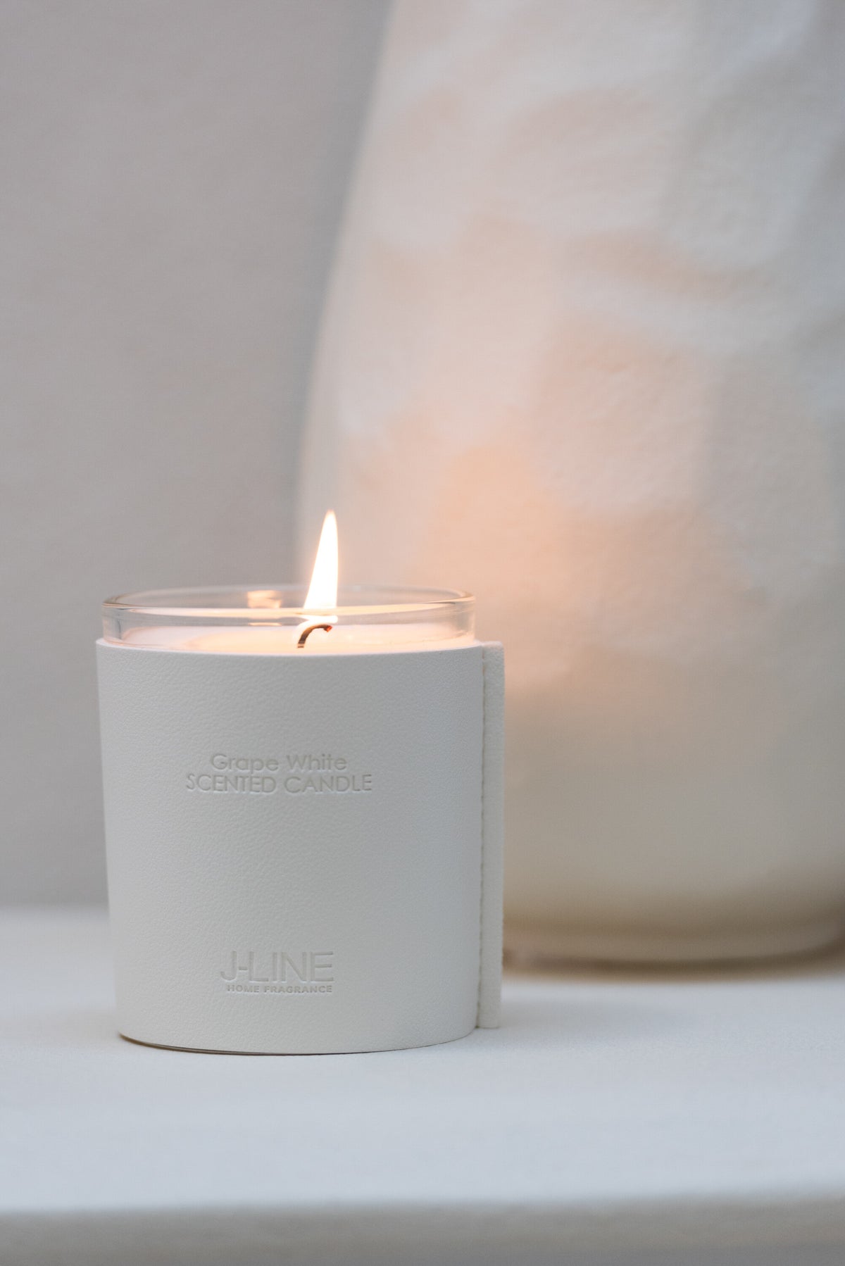 J-Line geurkaars Leder - Grape White - glas - wit - 40U