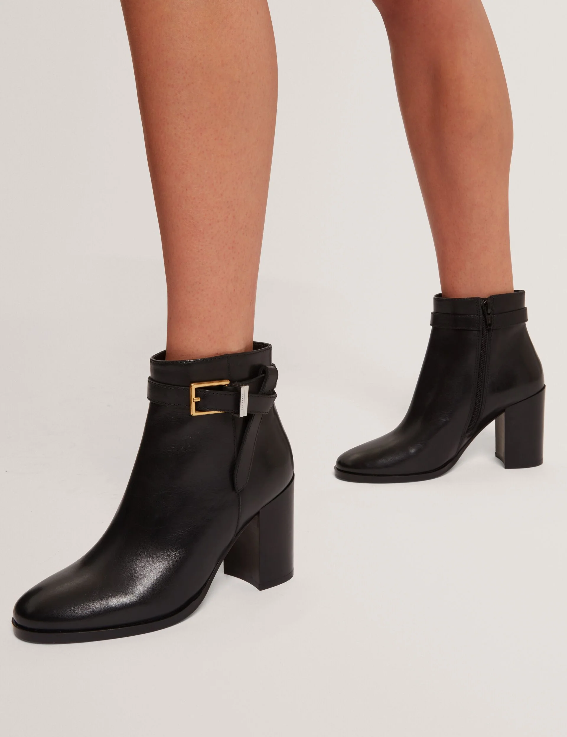 CLEONNA | BLACK