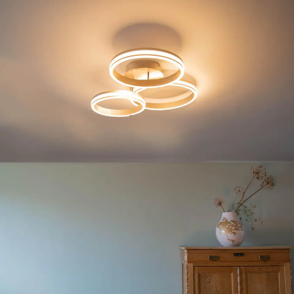 Qazqa plafondlamp navara zilverkleurig ge?ntegreerde led