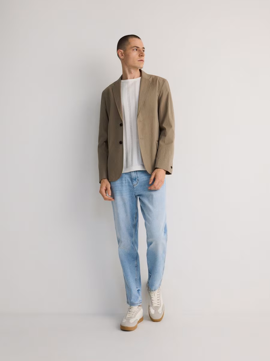 Carrot Jeans With Wash Effect